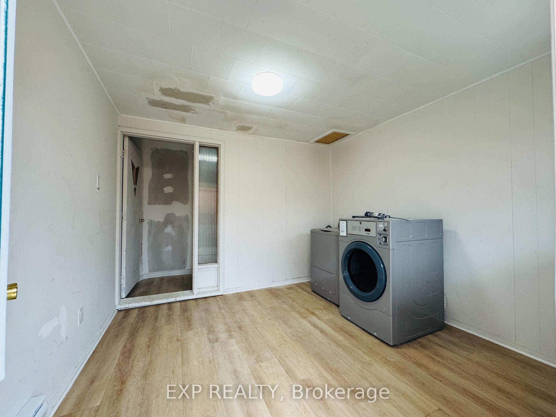 Photo 10 of Unit B, 112 Baseline Road, Clarington, Bowmanville — HOMEH