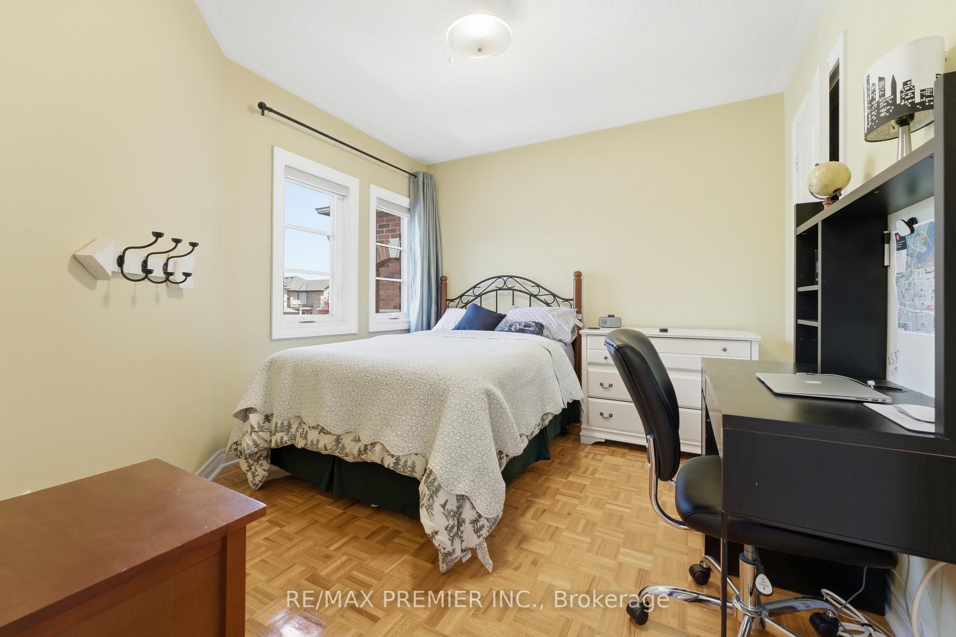 Photo 26 of 37 Princeton Gate, Vaughan, Maple — HOMEH