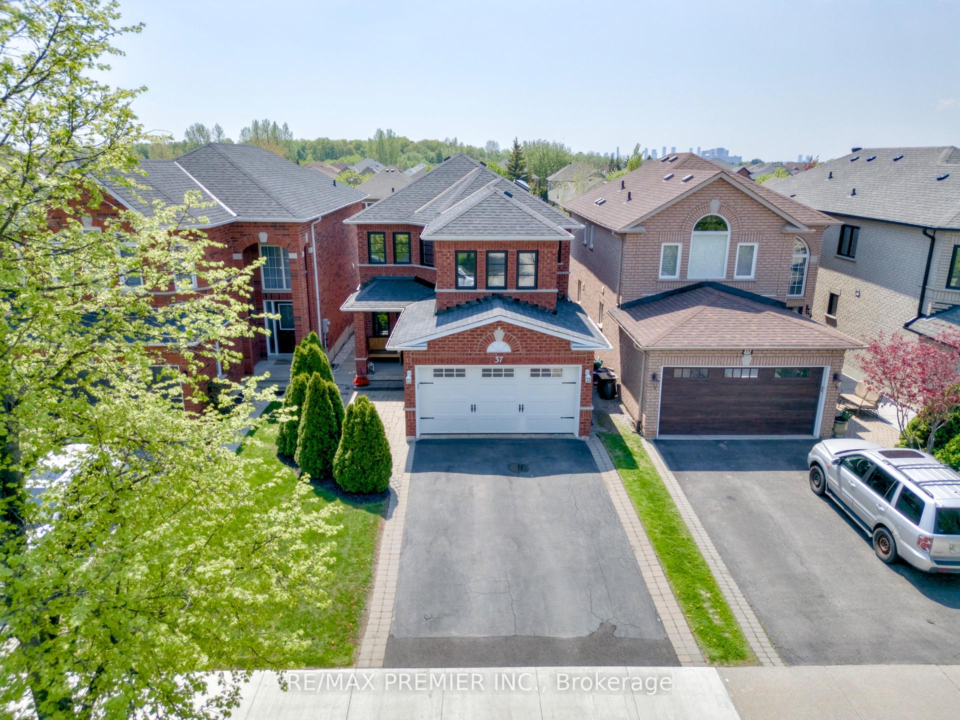 Photo 35 of 37 Princeton Gate, Vaughan, Maple — HOMEH