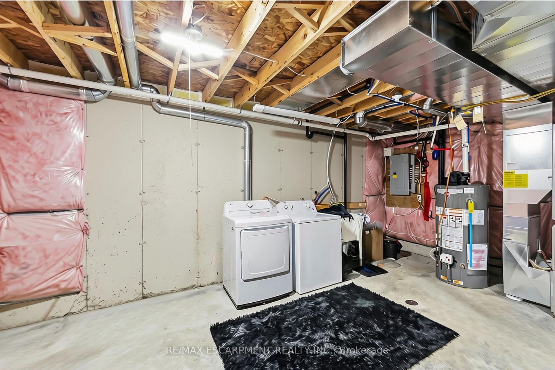 Photo 22 of 17 Southshore Crescent, Hamilton, Lakeshore — HOMEH