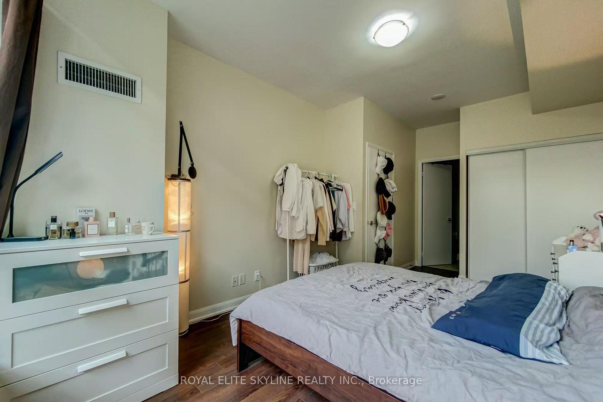 Photo 3 of Unit 708, 500 Sherbourne Street, Toronto, North St. James Town — HOMEH