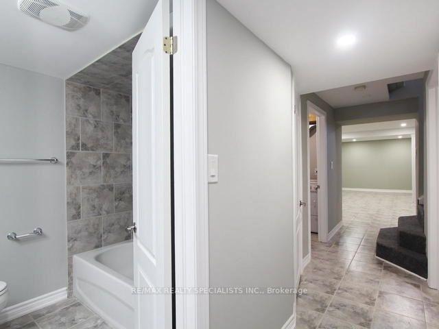 Photo 2 of 79 Gulliver Crescent, Brampton, Northgate — HOMEH