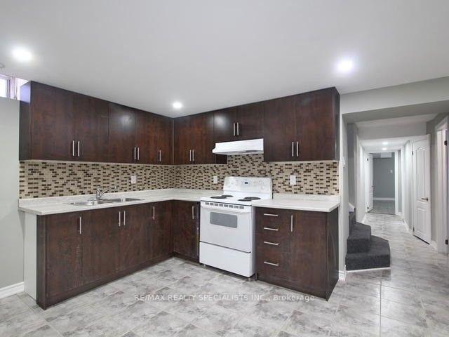 Photo 3 of 79 Gulliver Crescent, Brampton, Northgate — HOMEH