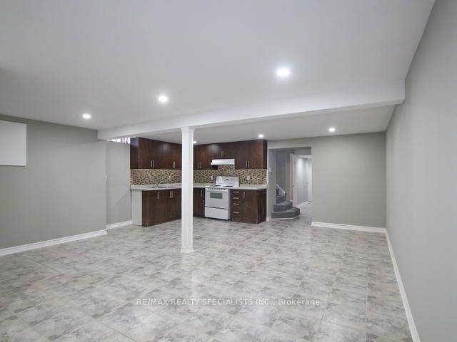 Photo 4 of 79 Gulliver Crescent, Brampton, Northgate — HOMEH