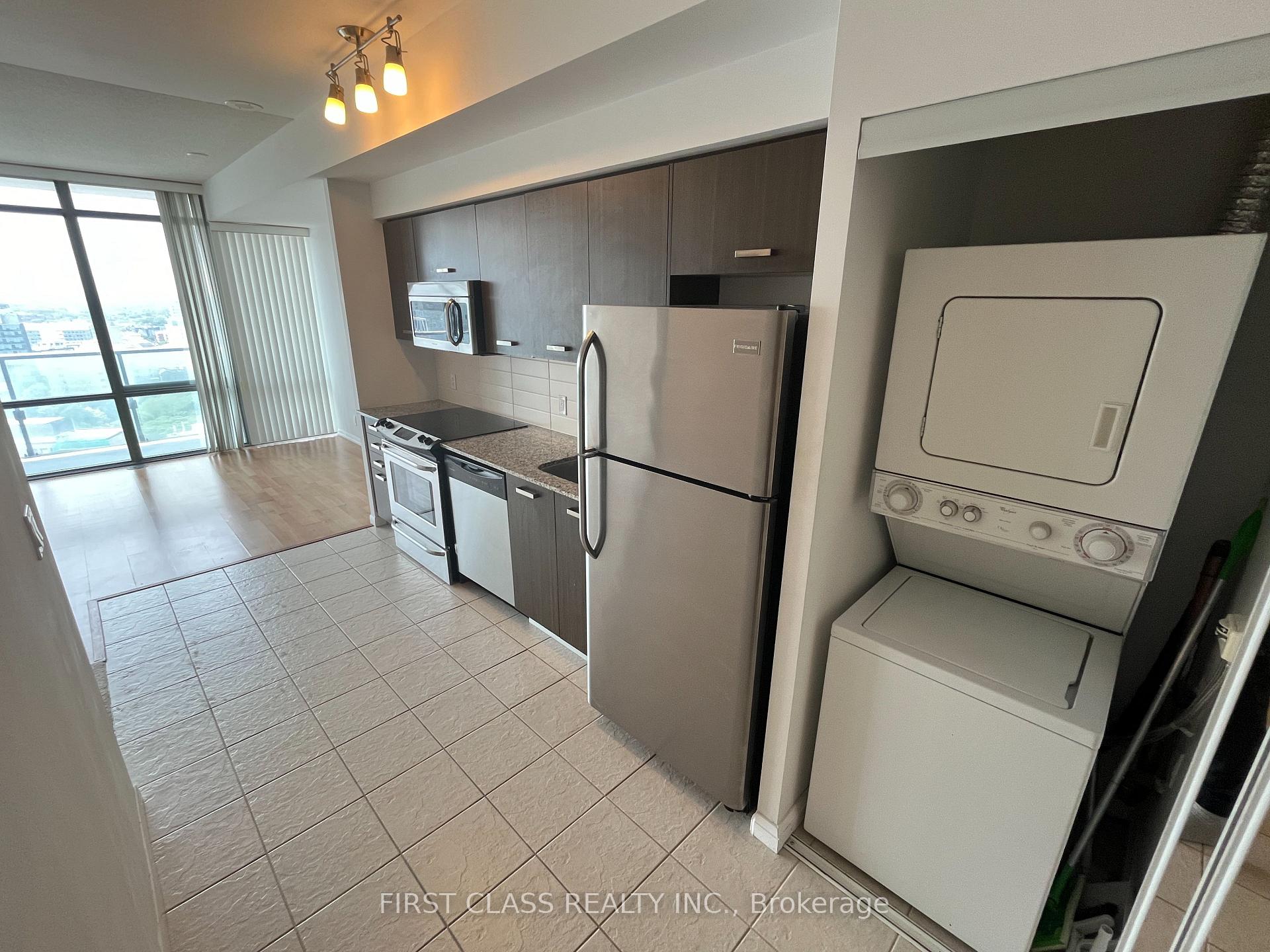 Photo 5 of Unit 2401, 832 Bay Street, Toronto, Bay Street Corridor — HOMEH