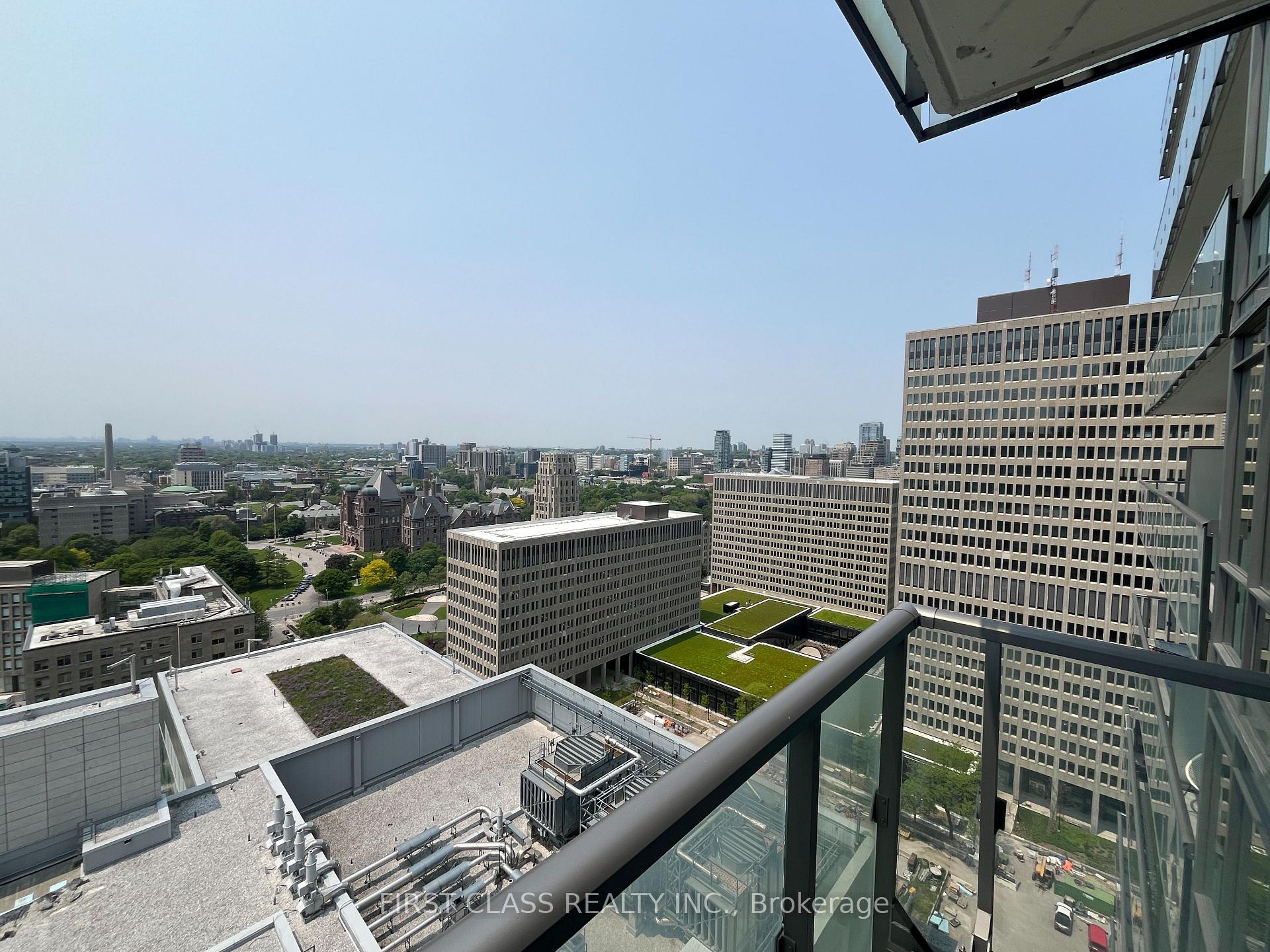 Photo 12 of Unit 2401, 832 Bay Street, Toronto, Bay Street Corridor — HOMEH