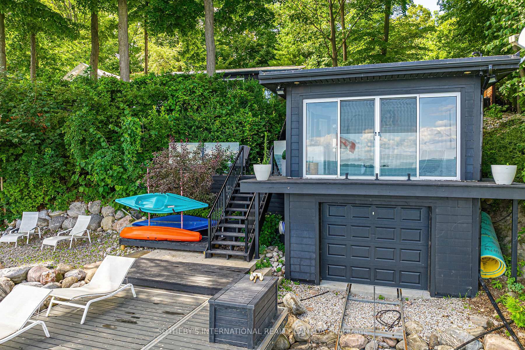 Photo 2 of 45 Ivy Lane, Orillia — HOMEH
