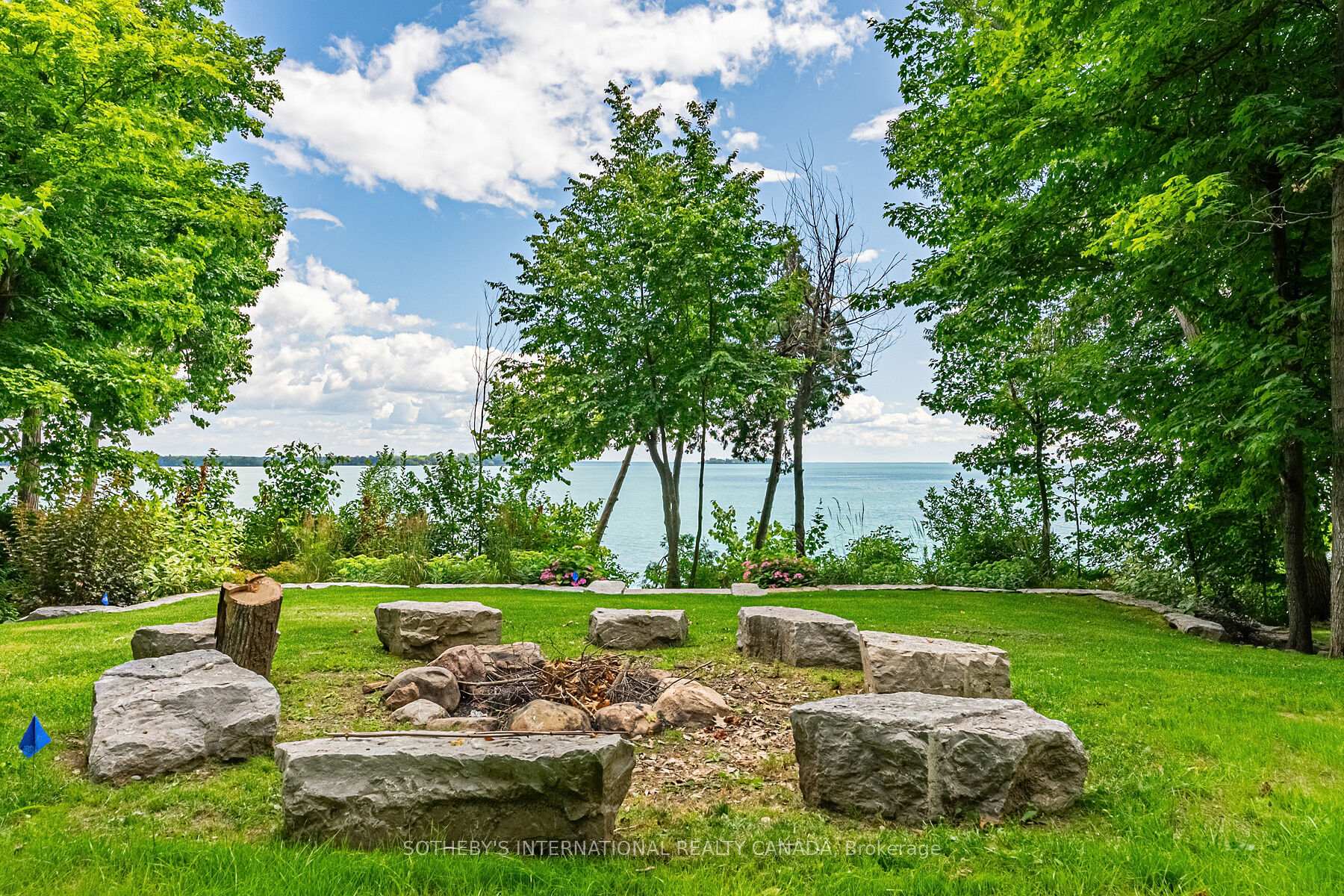 Photo 8 of 45 Ivy Lane, Orillia — HOMEH