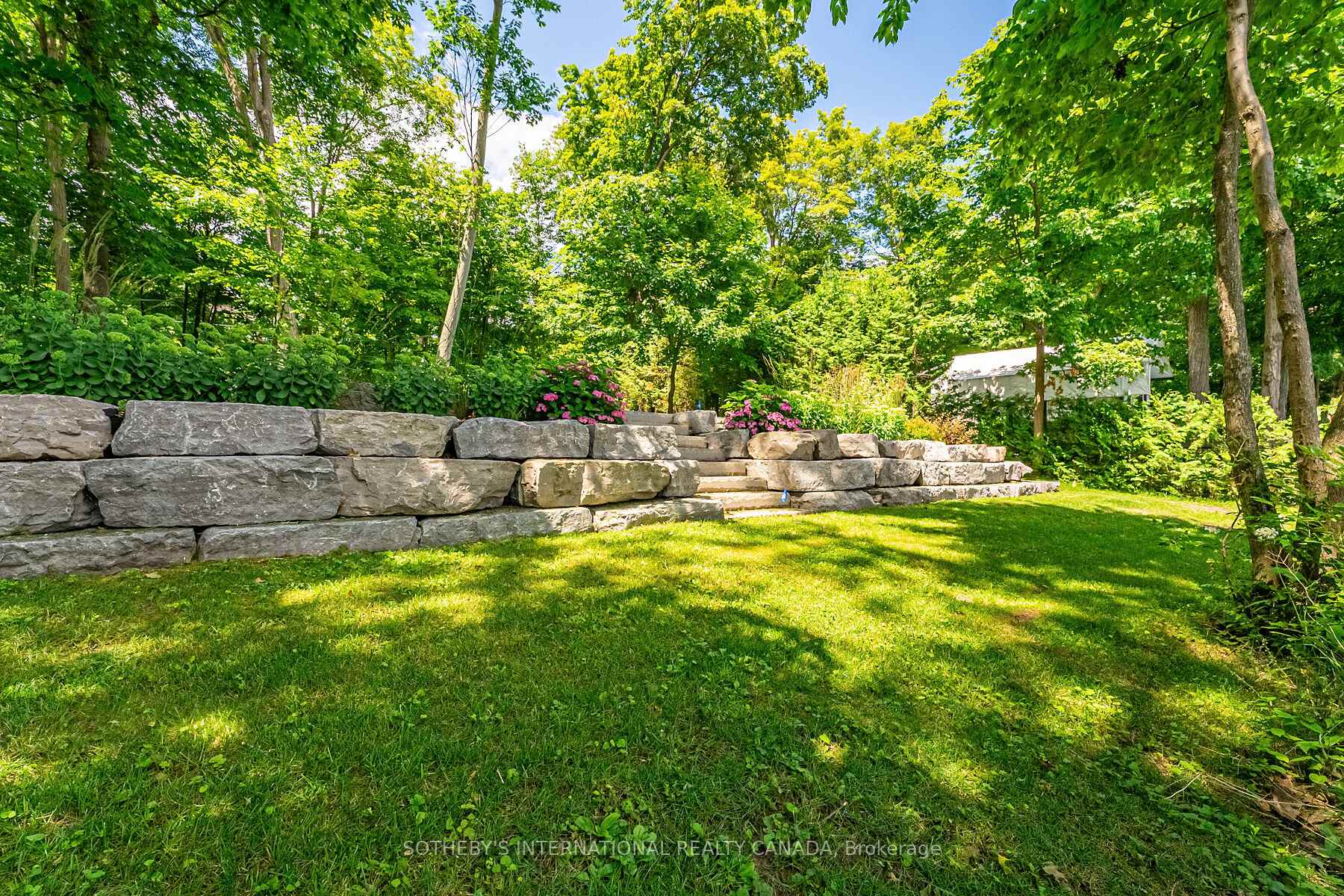 Photo 9 of 45 Ivy Lane, Orillia — HOMEH