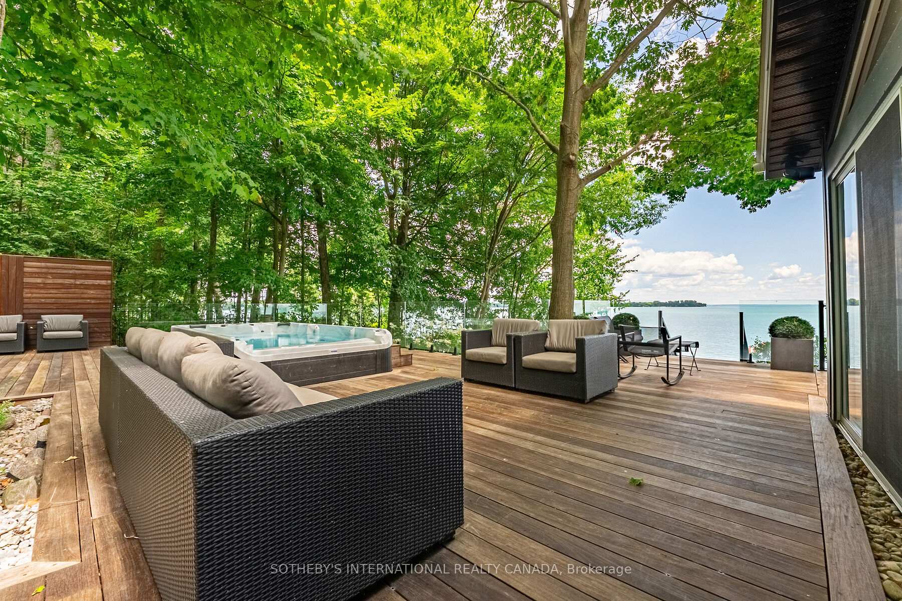 Photo 21 of 45 Ivy Lane, Orillia — HOMEH