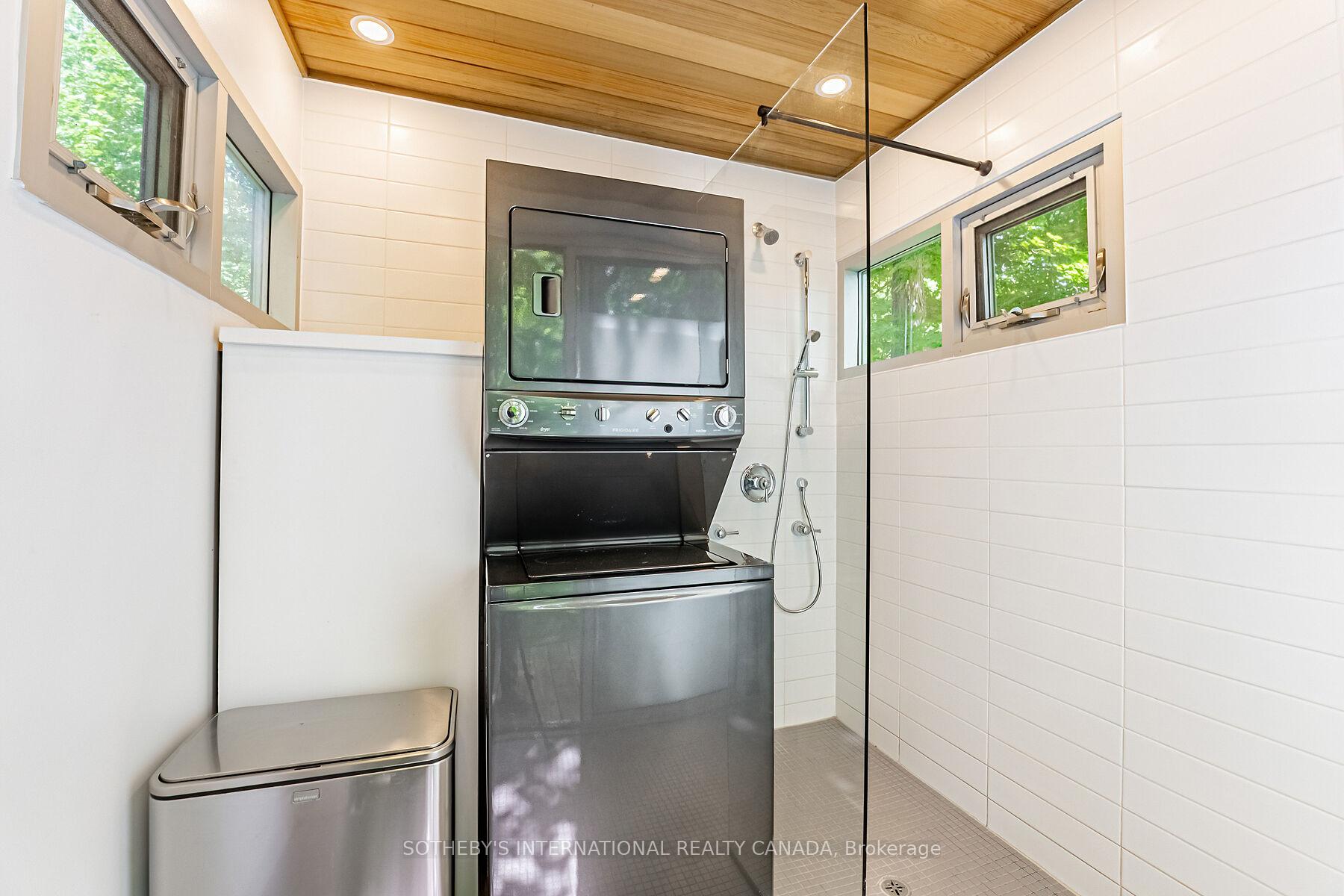 Photo 23 of 45 Ivy Lane, Orillia — HOMEH