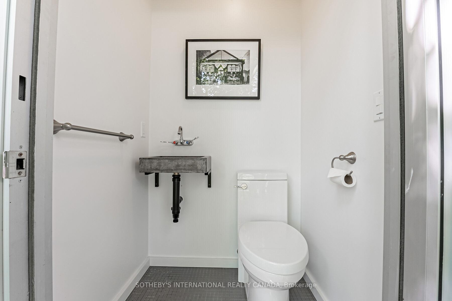 Photo 24 of 45 Ivy Lane, Orillia — HOMEH