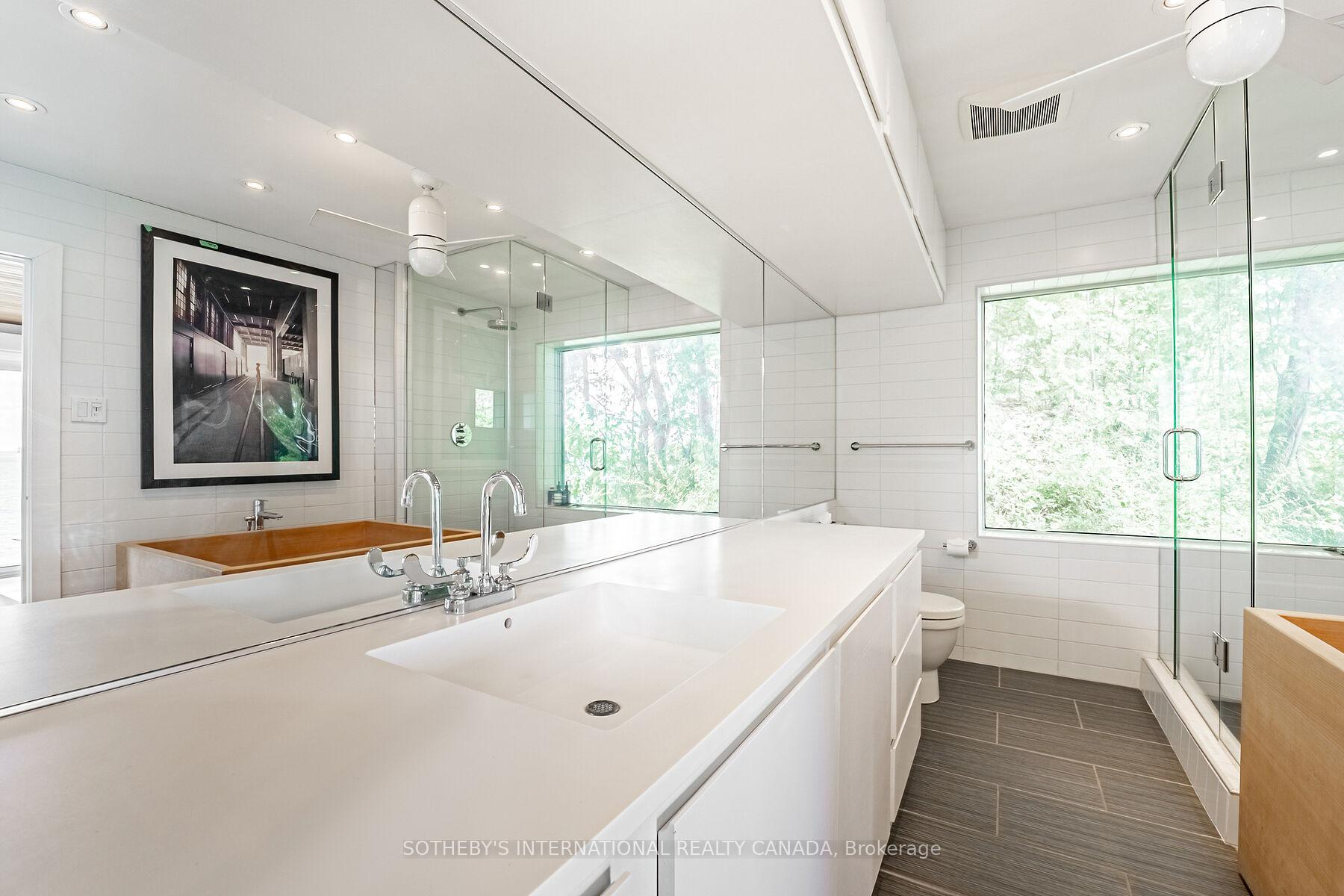 Photo 25 of 45 Ivy Lane, Orillia — HOMEH