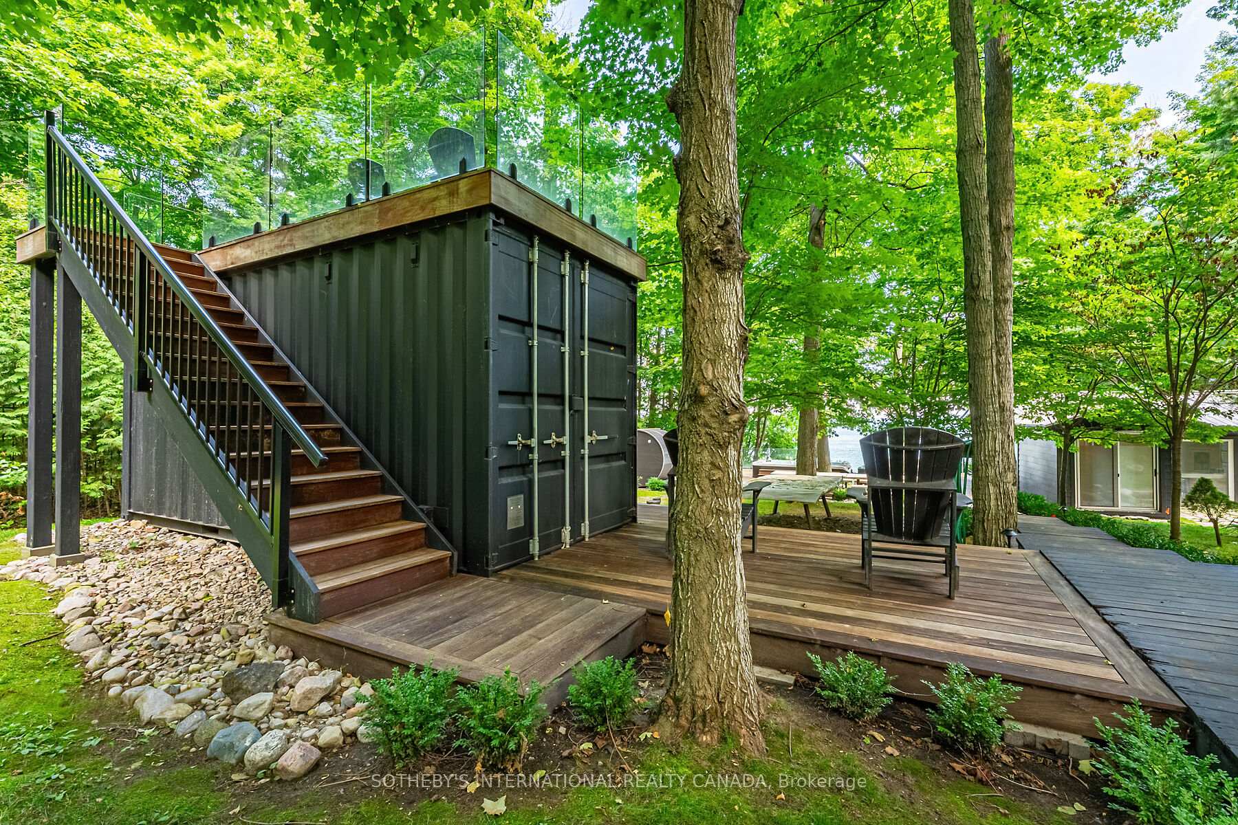 Photo 37 of 45 Ivy Lane, Orillia — HOMEH