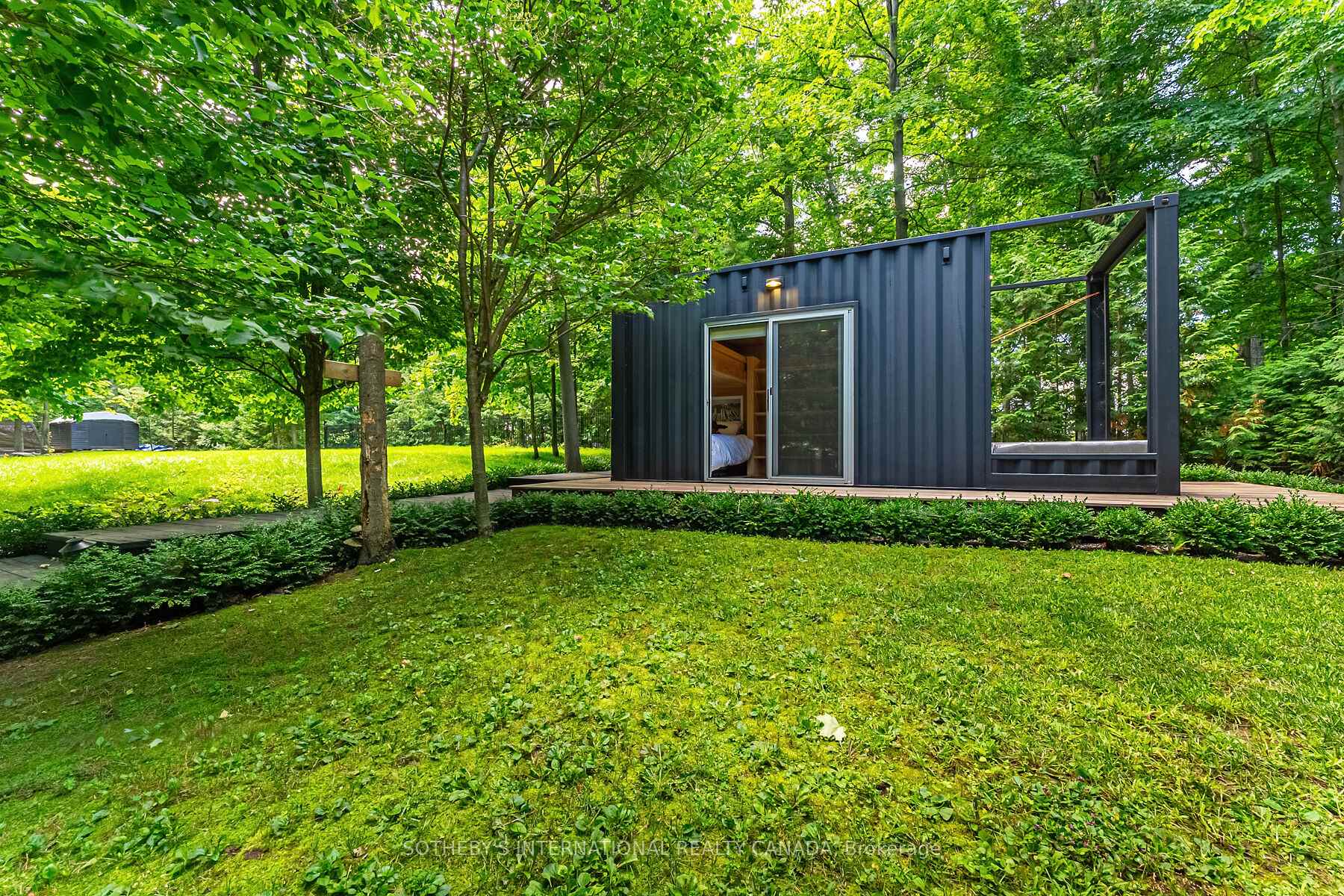 Photo 38 of 45 Ivy Lane, Orillia — HOMEH