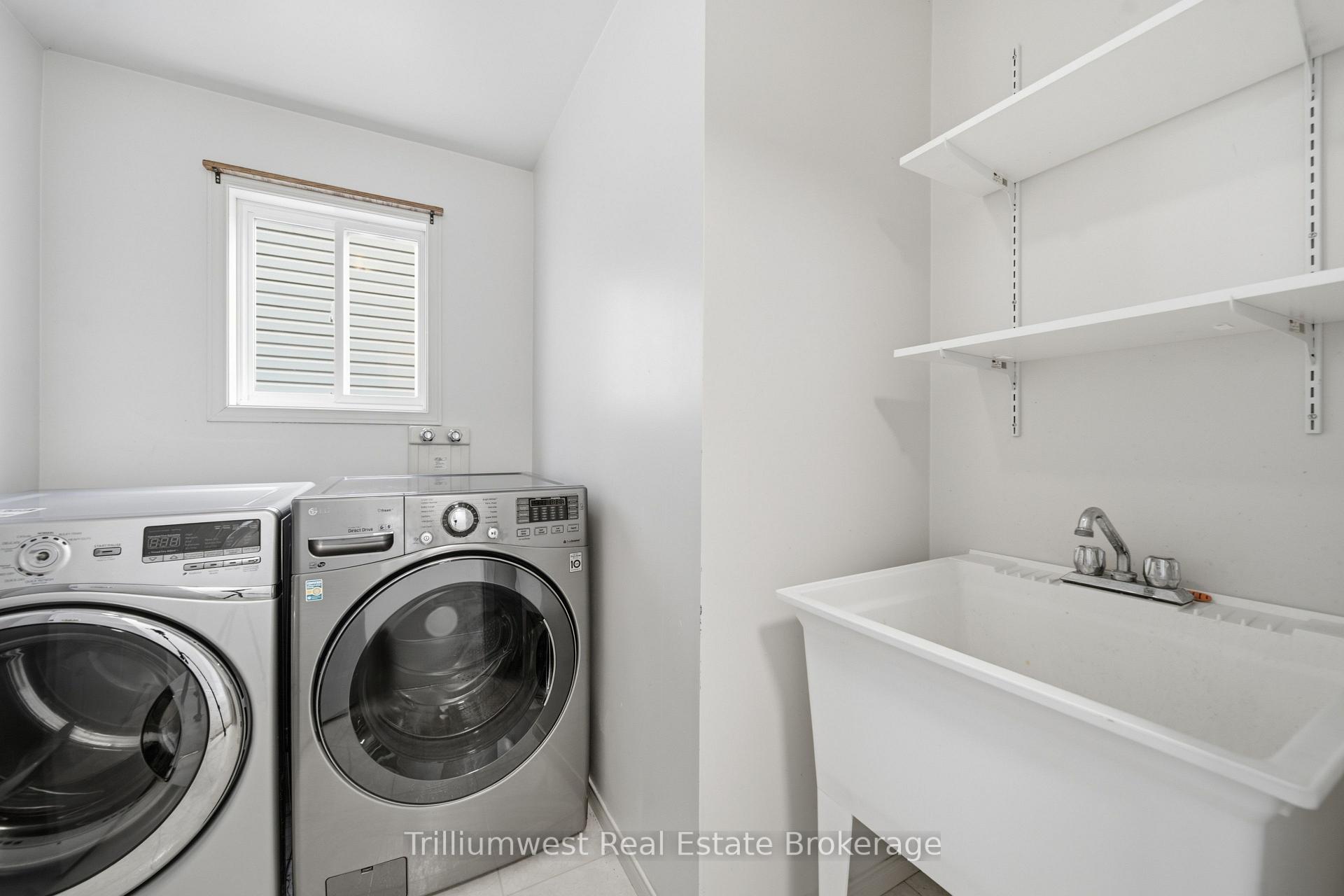 Photo 27 of 518 Brookmill Crescent, Waterloo, Columbia Forest — HOMEH