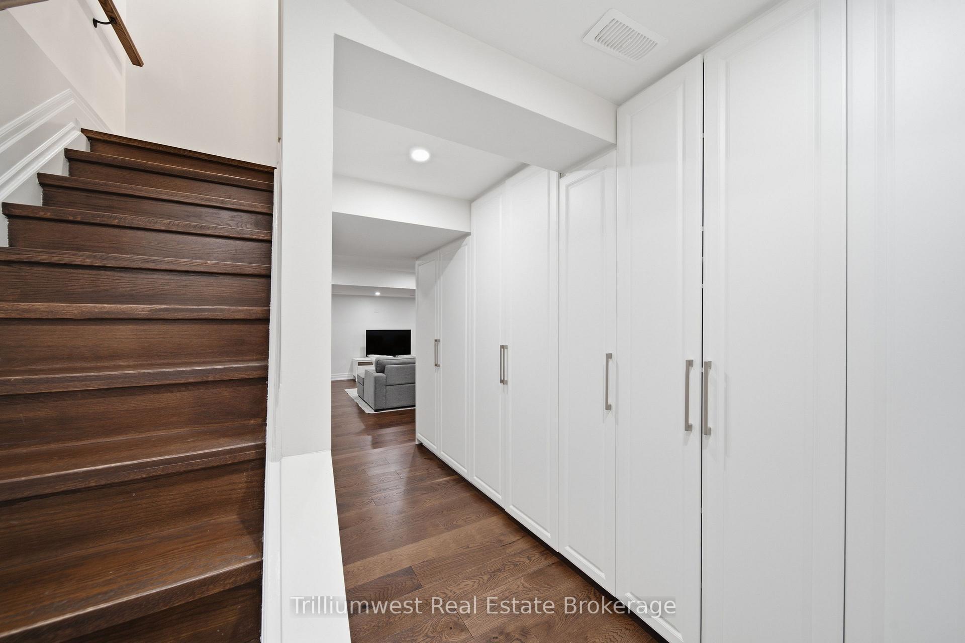 Photo 29 of 518 Brookmill Crescent, Waterloo, Columbia Forest — HOMEH