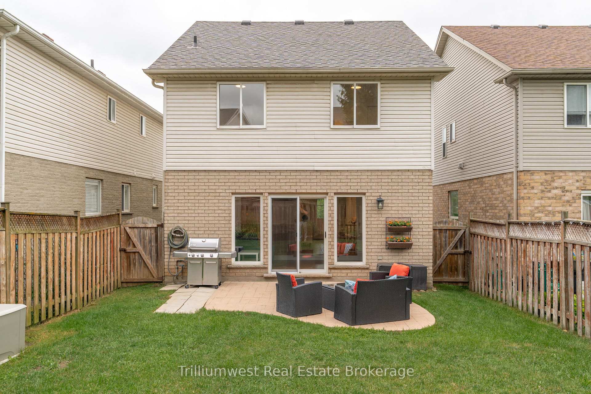 Photo 40 of 518 Brookmill Crescent, Waterloo, Columbia Forest — HOMEH