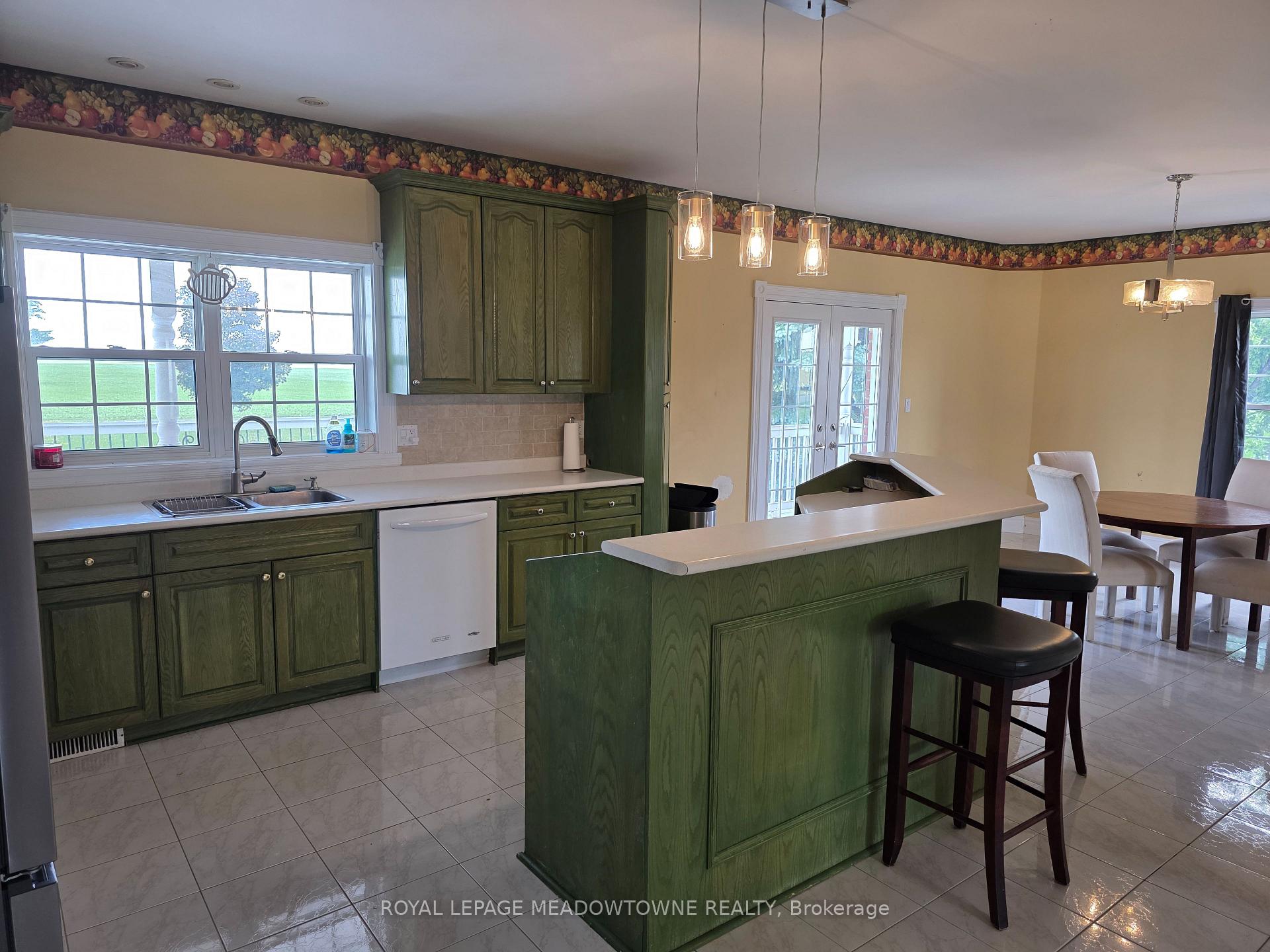 Photo 3 of 13727 Creditview Road, Caledon, Rural Caledon — HOMEH