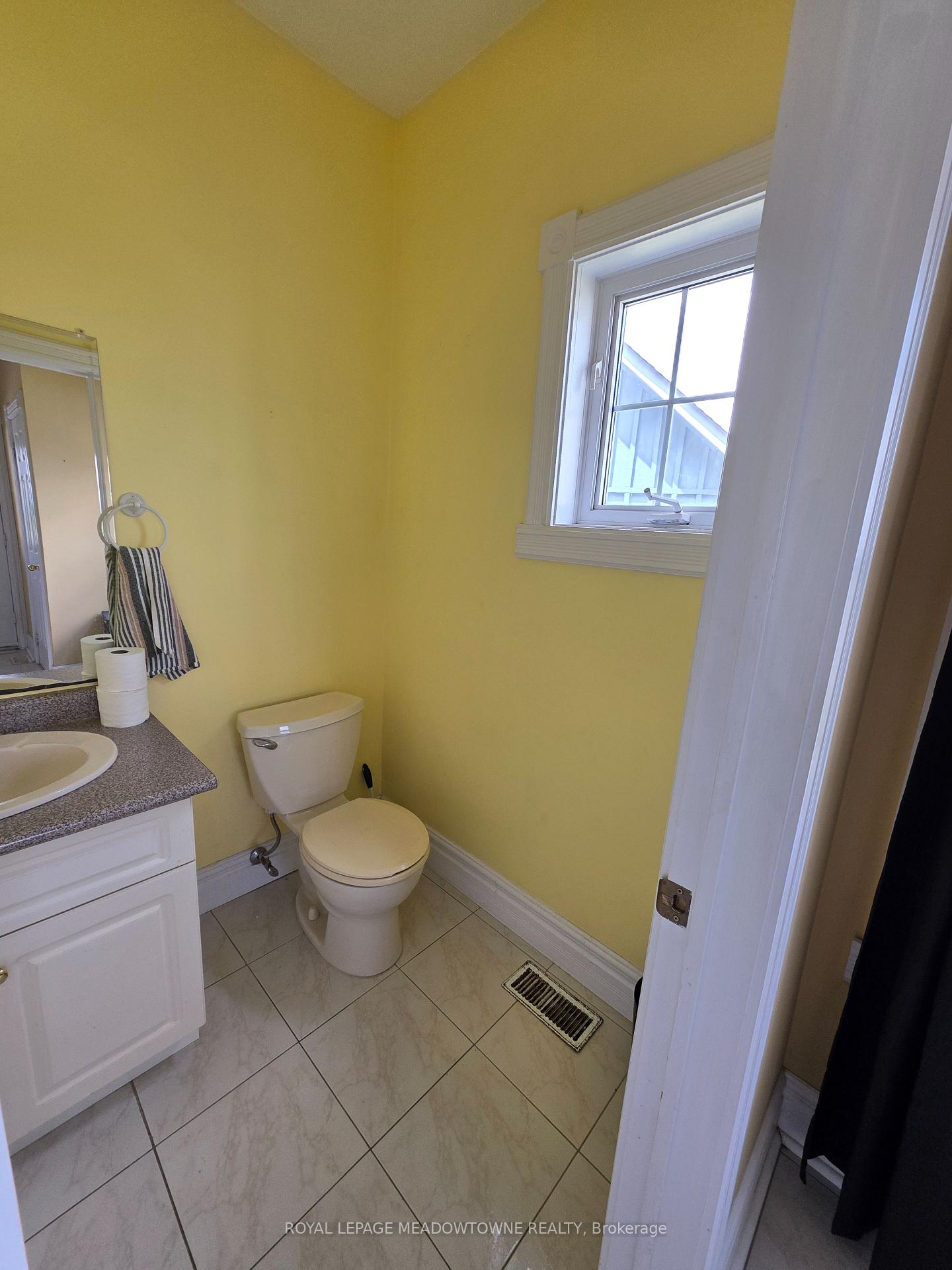 Photo 12 of 13727 Creditview Road, Caledon, Rural Caledon — HOMEH