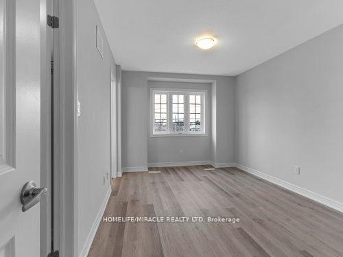 Photo 24 of 32 Vickers Road, Hamilton, Hill Park — HOMEH