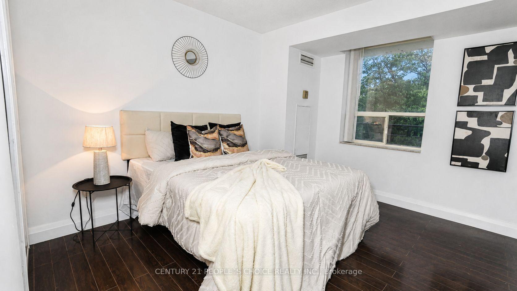 Photo 7 of Unit 302, 30 Malta Avenue, Brampton, Fletcher's Creek South — HOMEH