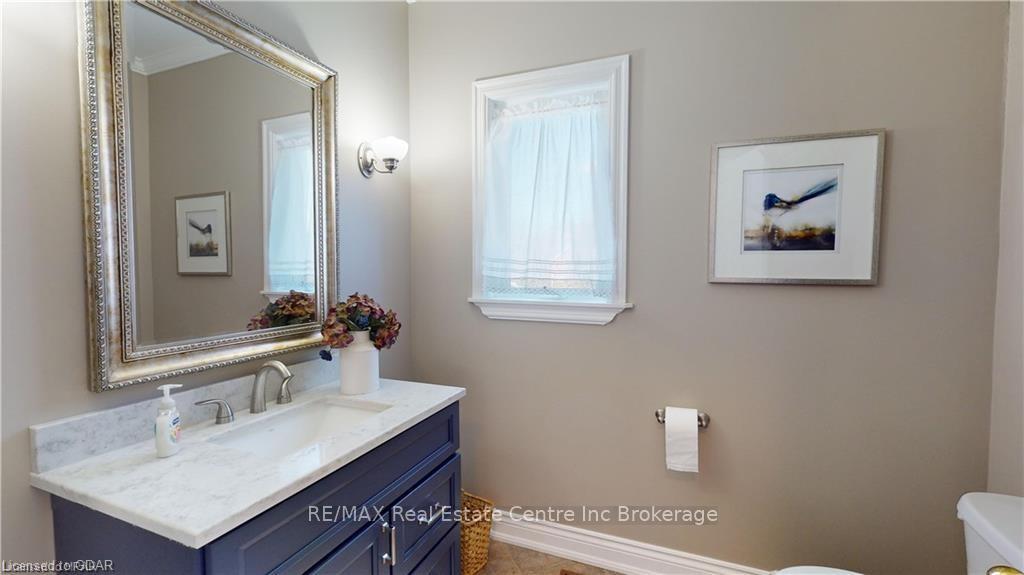 Photo 10 of 39 Waterford Drive, Erin, Hillsburgh — HOMEH