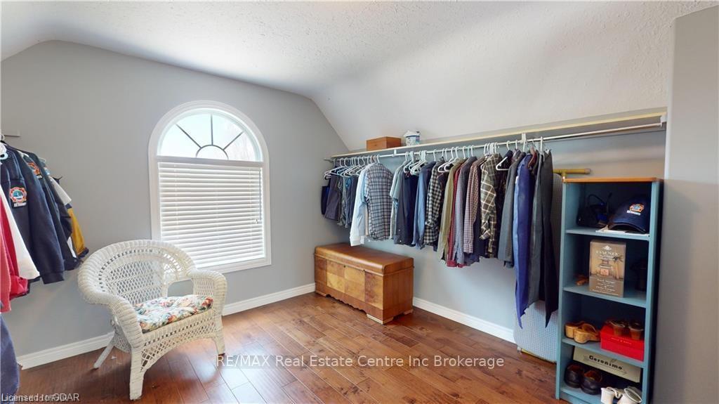 Photo 13 of 39 Waterford Drive, Erin, Hillsburgh — HOMEH