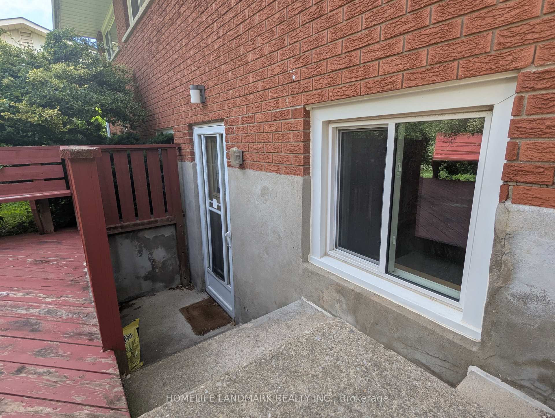 Photo 2 of Unit Lower, 195 Carter Avenue, Waterloo, Downtown Waterloo — HOMEH