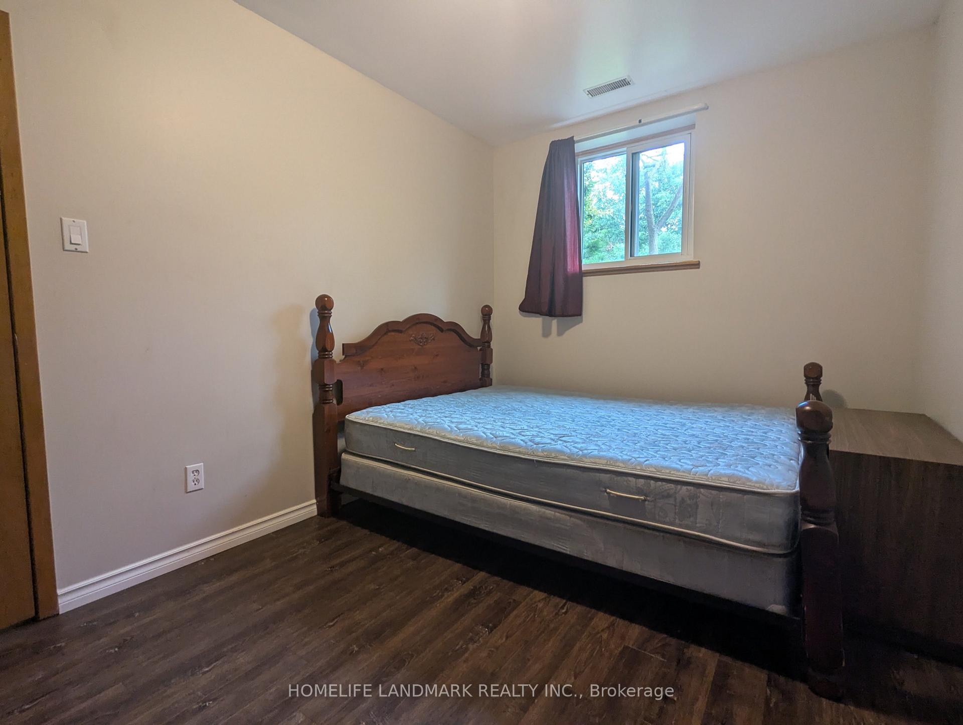 Photo 18 of Unit Lower, 195 Carter Avenue, Waterloo, Downtown Waterloo — HOMEH