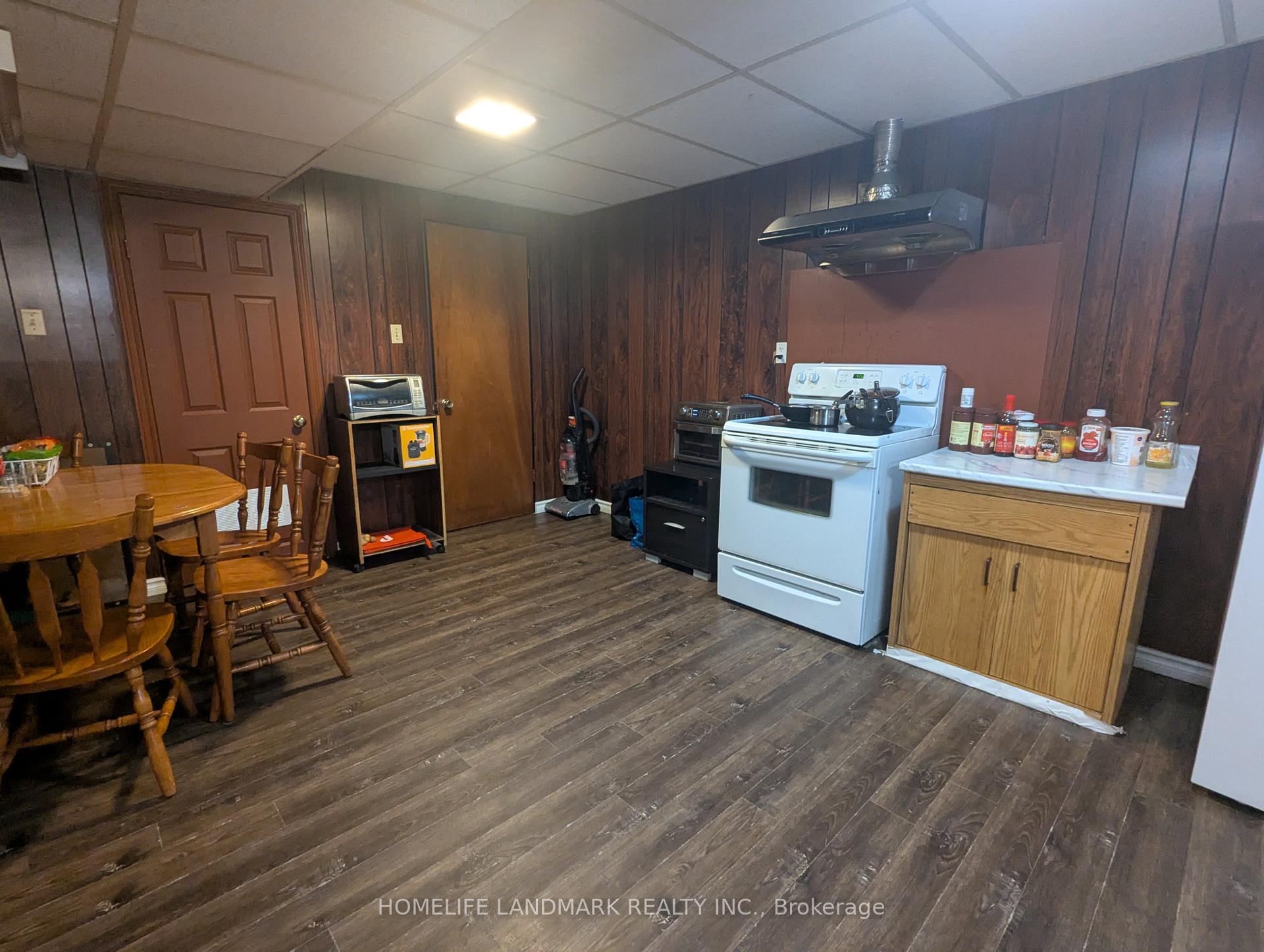 Photo 20 of Unit Lower, 195 Carter Avenue, Waterloo, Downtown Waterloo — HOMEH