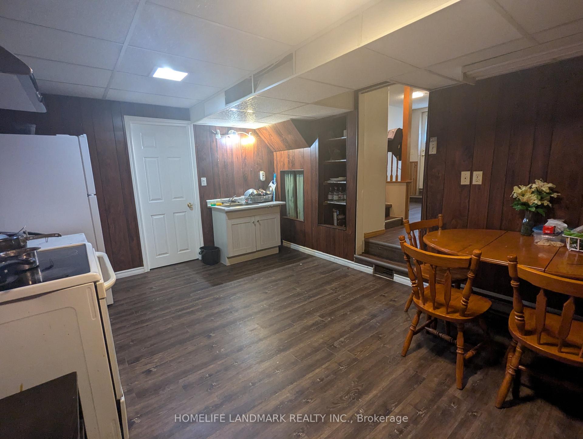Photo 22 of Unit Lower, 195 Carter Avenue, Waterloo, Downtown Waterloo — HOMEH