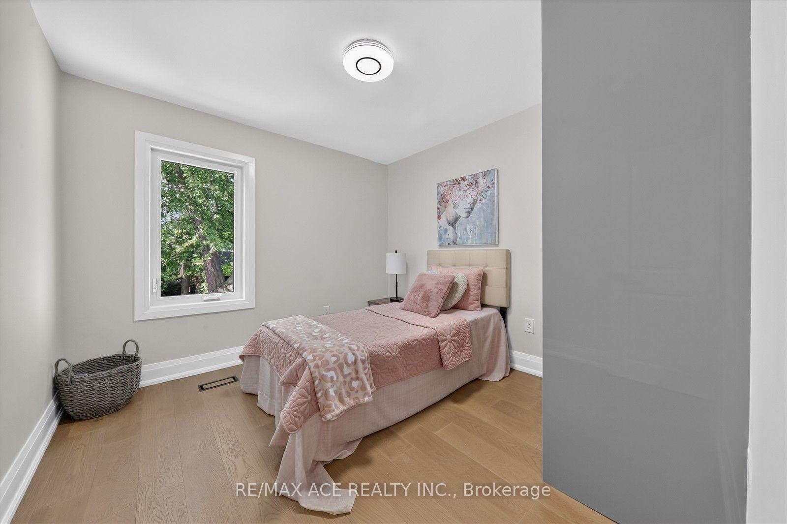 Photo 21 of 100 Dunkirk Road, Toronto, Danforth Village-East York — HOMEH