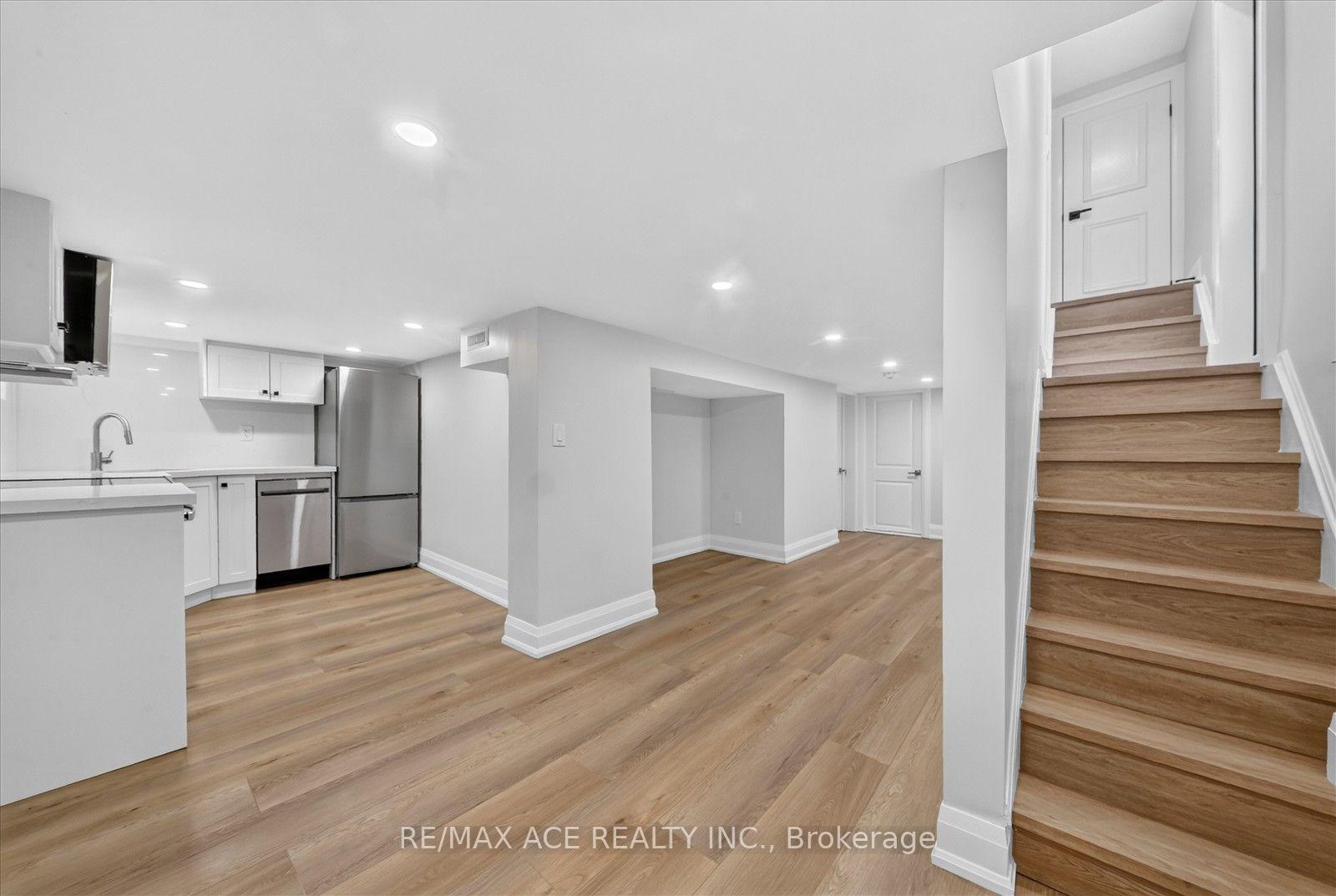 Photo 34 of 100 Dunkirk Road, Toronto, Danforth Village-East York — HOMEH