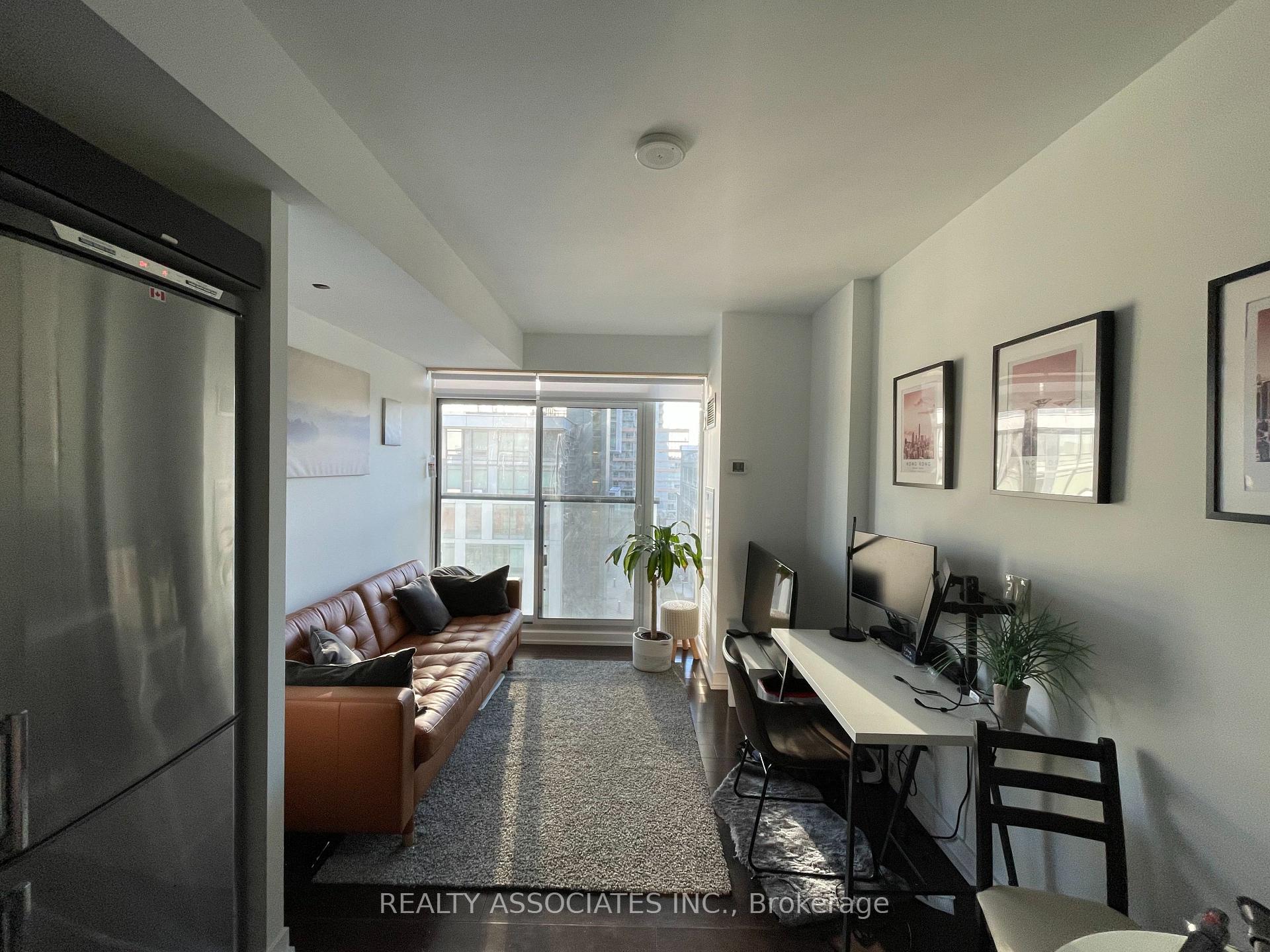 Photo 1 of Unit 707, 170 Fort York Boulevard, Toronto, Waterfront Communities — HOMEH