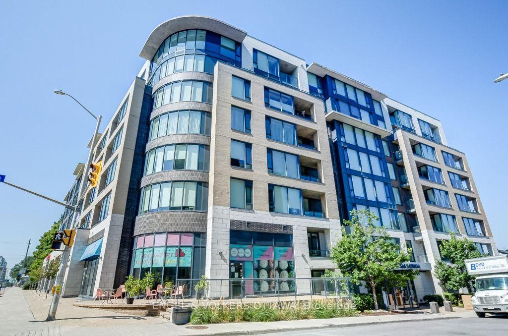 Front of Unit 106, 360 Patricia Avenue