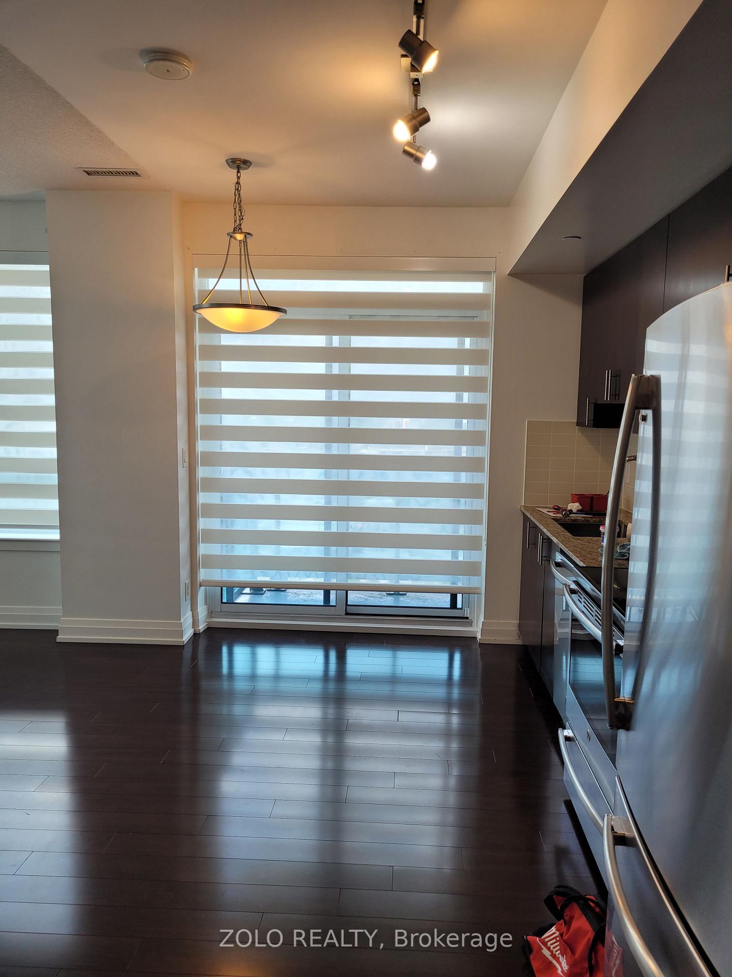 Photo 5 of Unit 1712, 7165 Yonge Street, Markham, Grandview — HOMEH