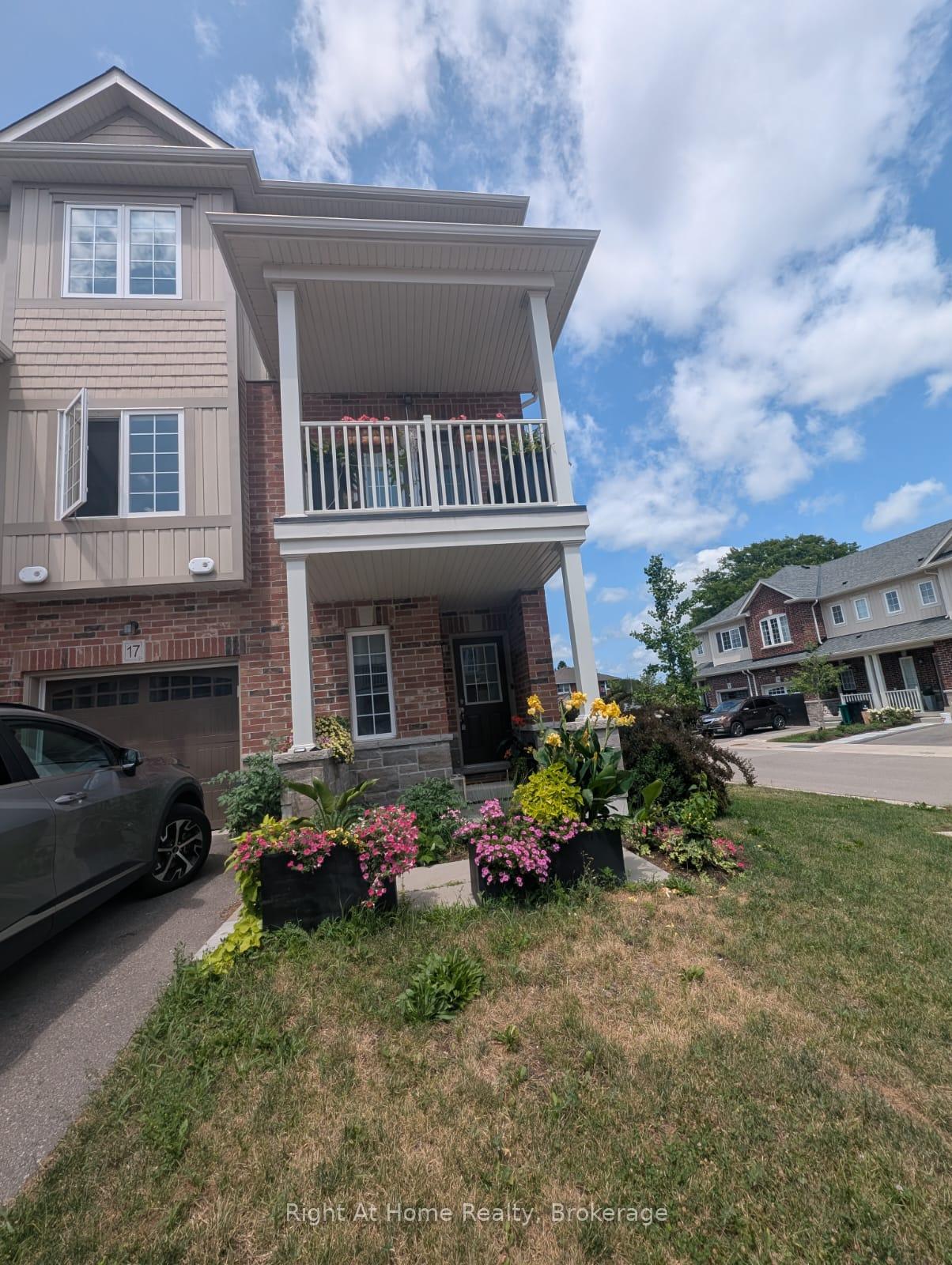 Photo 27 of 17 Roseberry Lane, Kitchener, Heritage Park/Rosemount — HOMEH