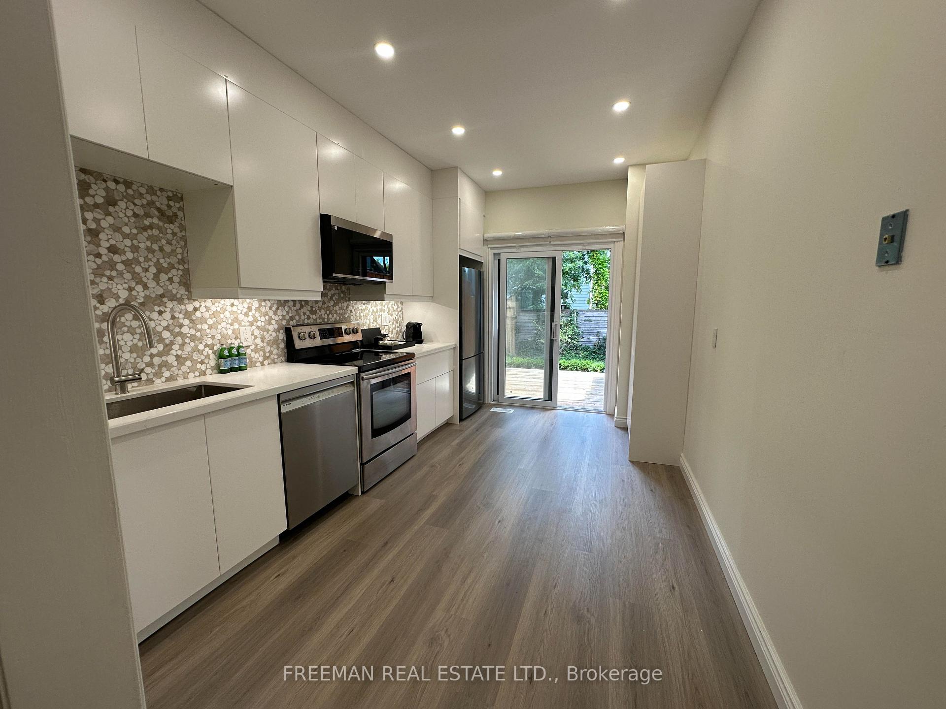 Photo 4 of 37 Grant Street, Toronto, South Riverdale — HOMEH