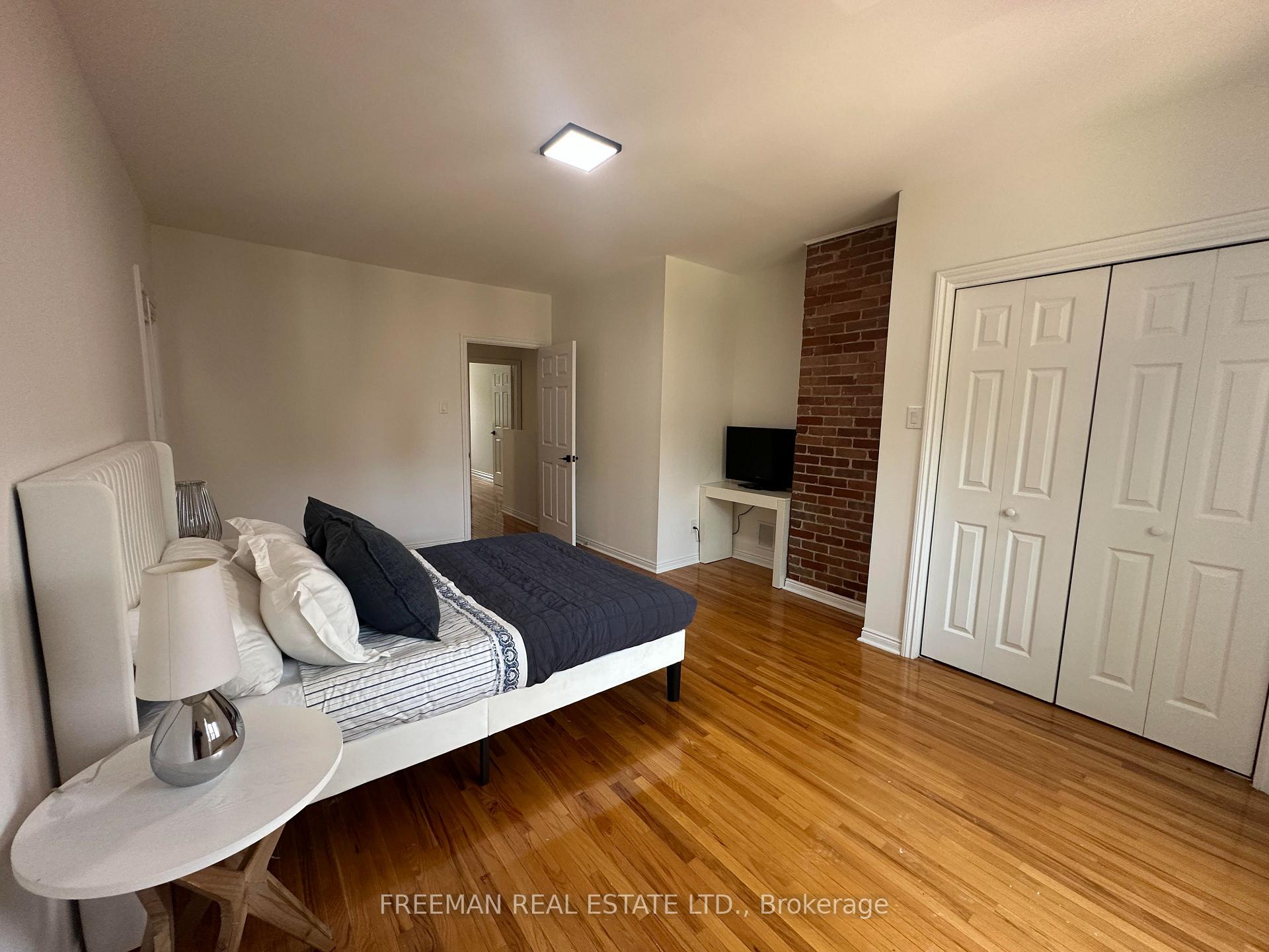 Photo 11 of 37 Grant Street, Toronto, South Riverdale — HOMEH