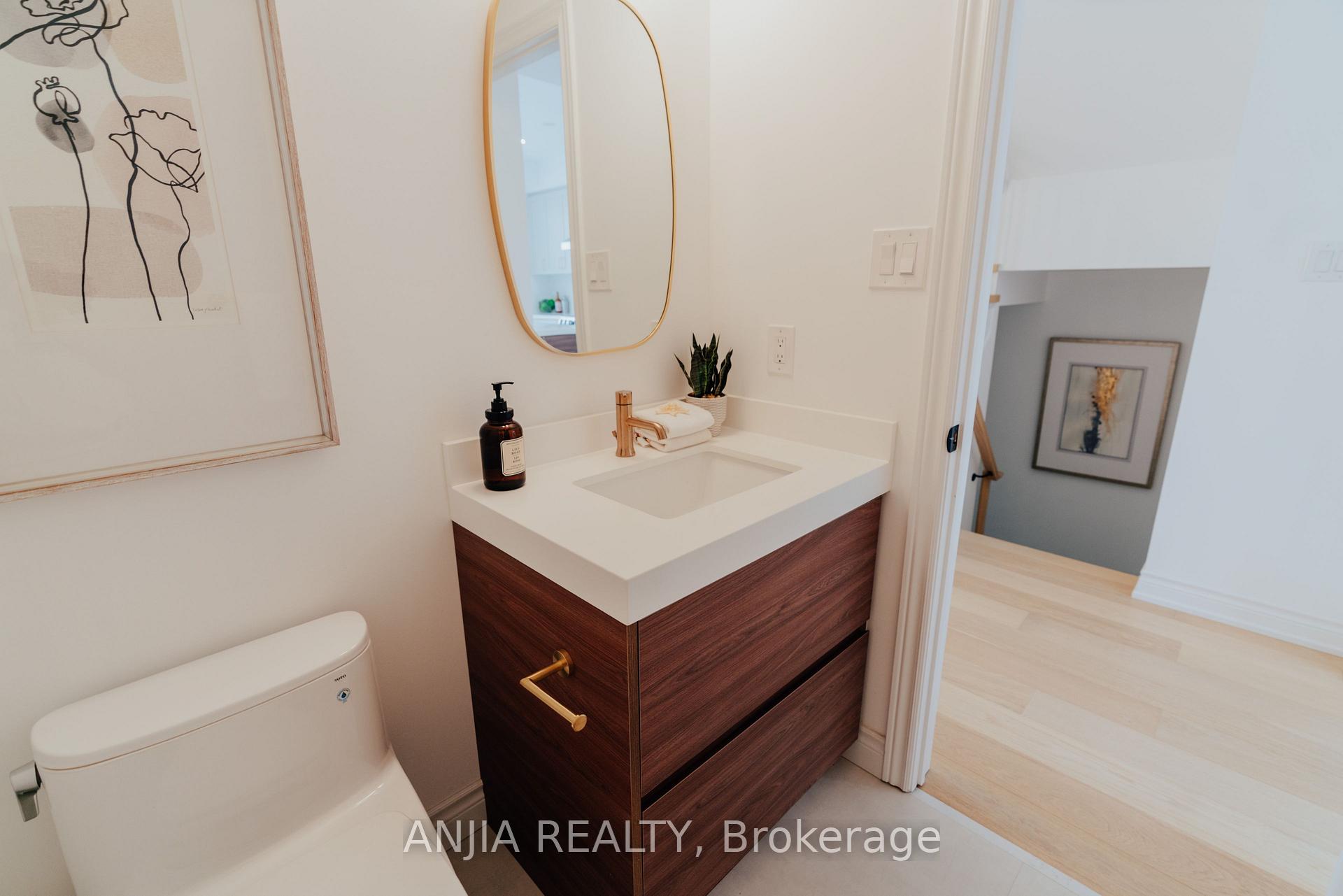 Photo 16 of 221 Dundas Way, Markham, Greensborough — HOMEH