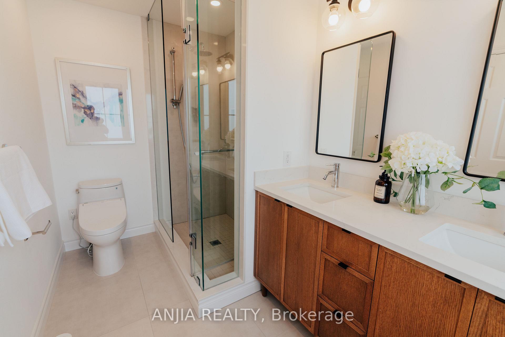Photo 27 of 221 Dundas Way, Markham, Greensborough — HOMEH
