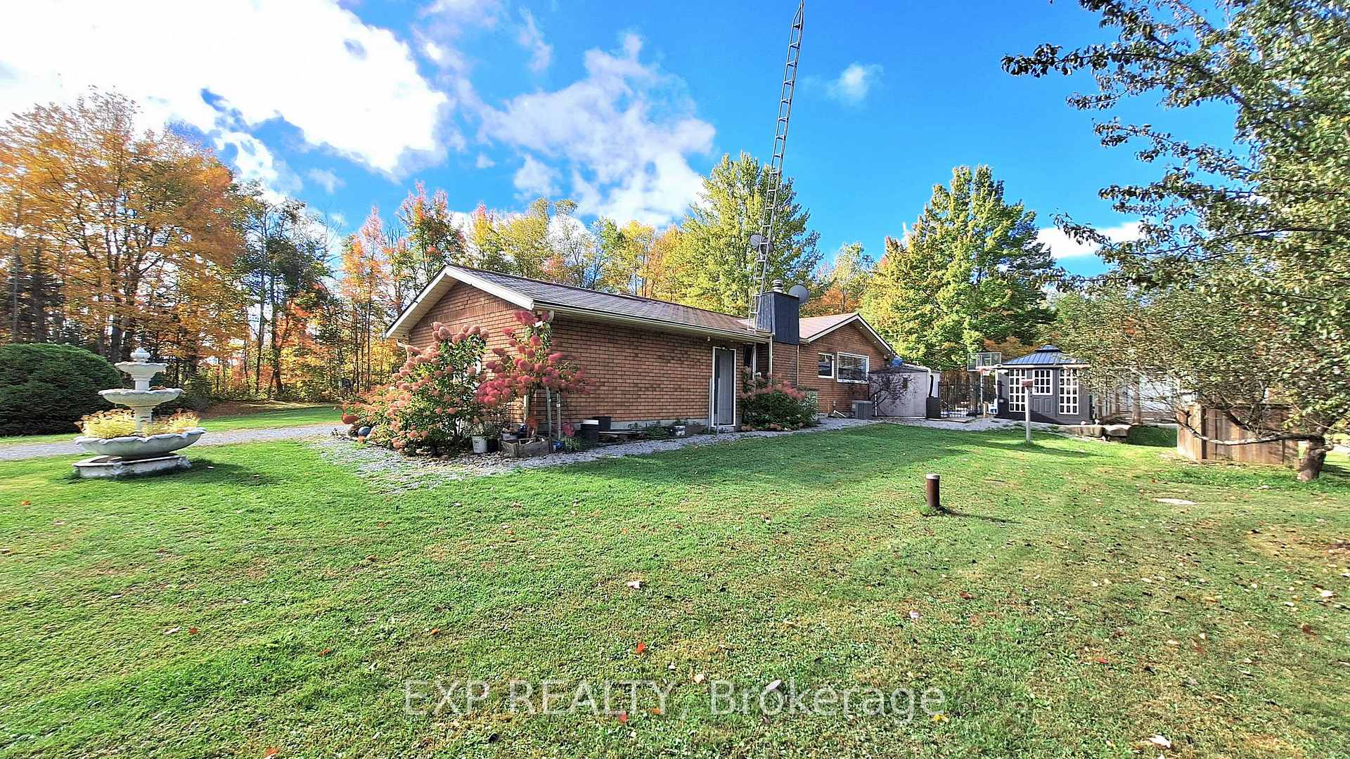 Photo 30 of 24762 Weirs Side Road, Georgina, Baldwin — HOMEH