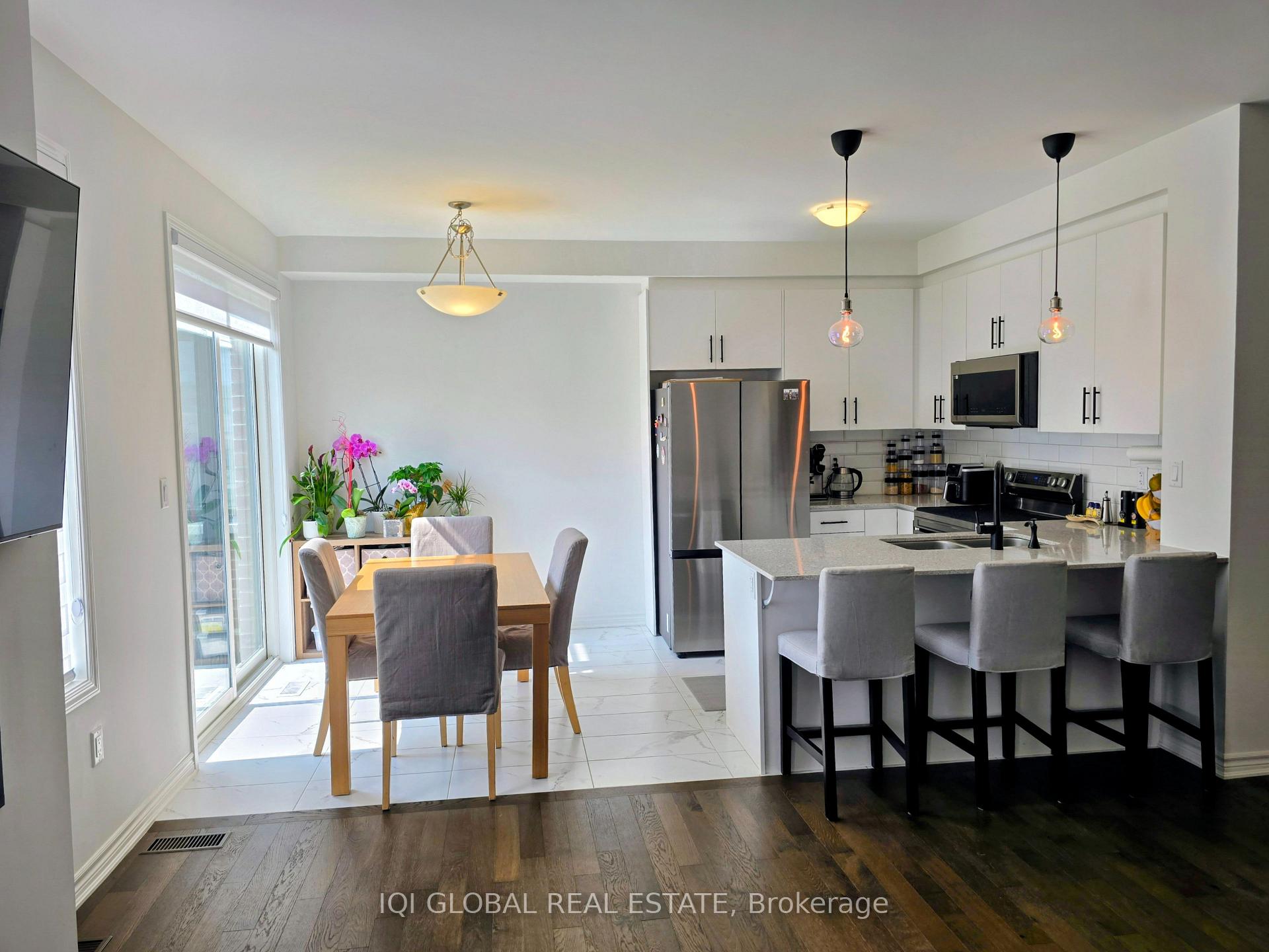 Photo 6 of 357 Reid Drive, Barrie, Rural Barrie Southwest — HOMEH