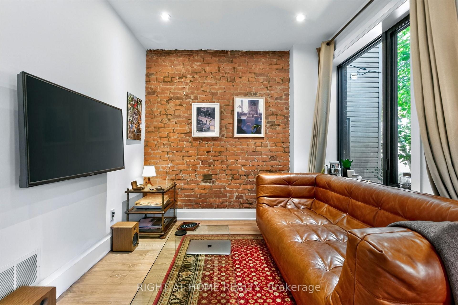 Photo 3 of 65 Rusholme Park Crescent, Toronto, Little Portugal — HOMEH