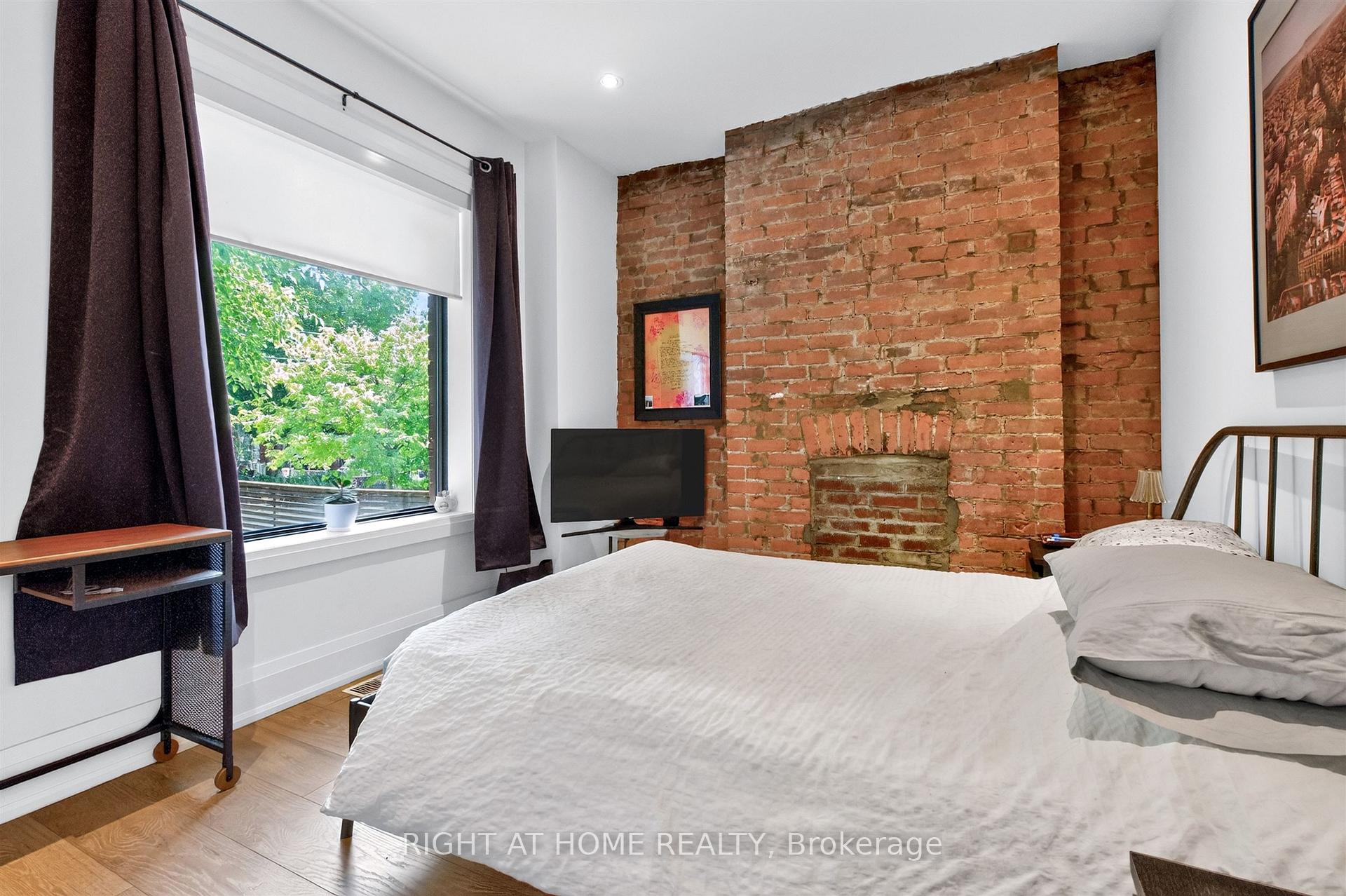 Photo 17 of 65 Rusholme Park Crescent, Toronto, Little Portugal — HOMEH