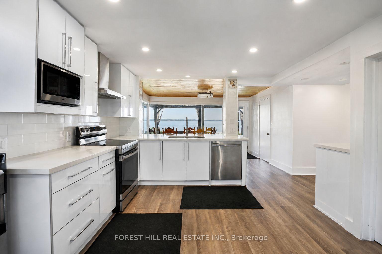Photo 7 of 1031 Wisker Avenue, Innisfil, Lefroy — HOMEH