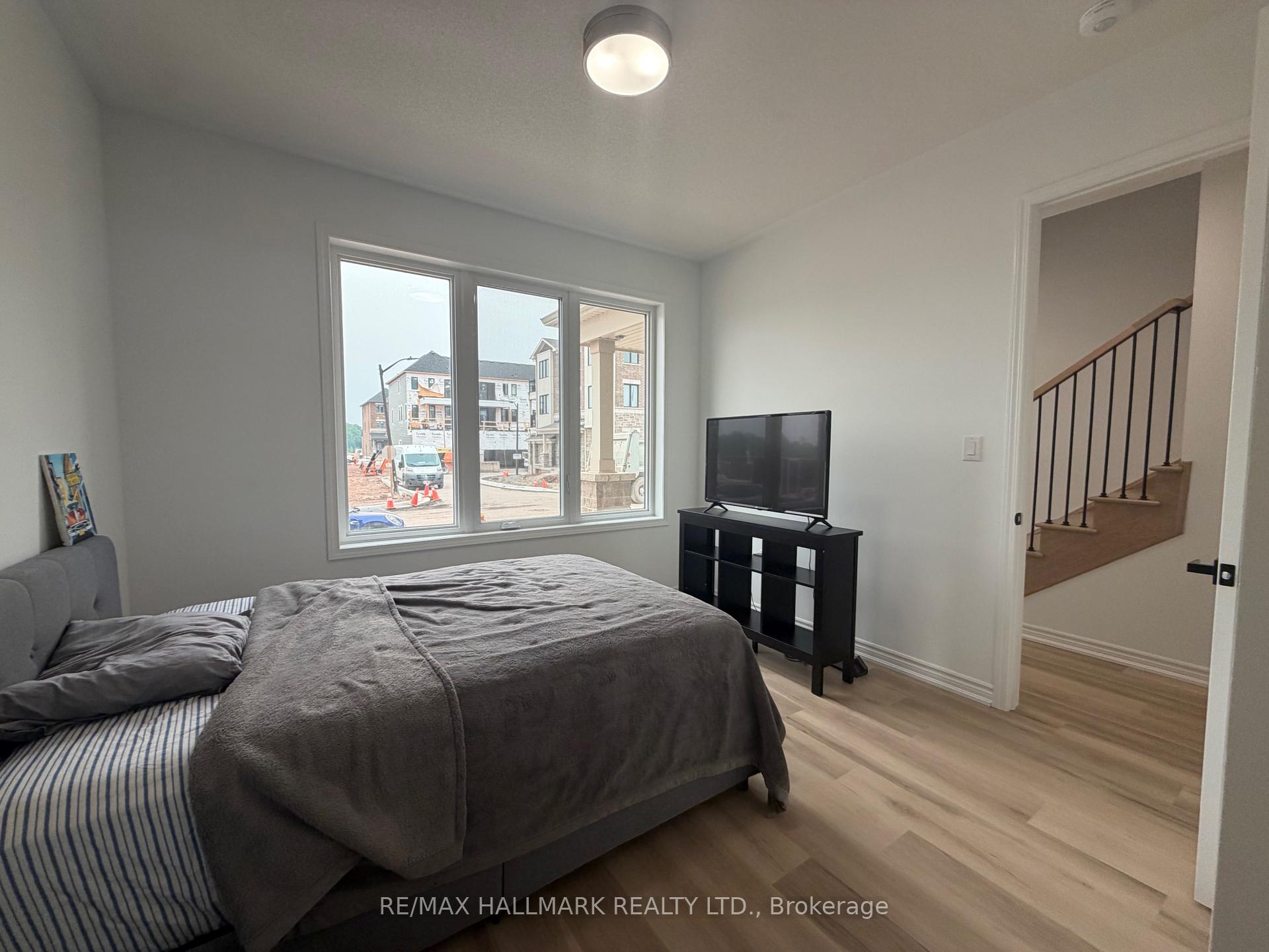 Photo 6 of 3384 Wrybill Path, Oakville, Joshua Meadows — HOMEH
