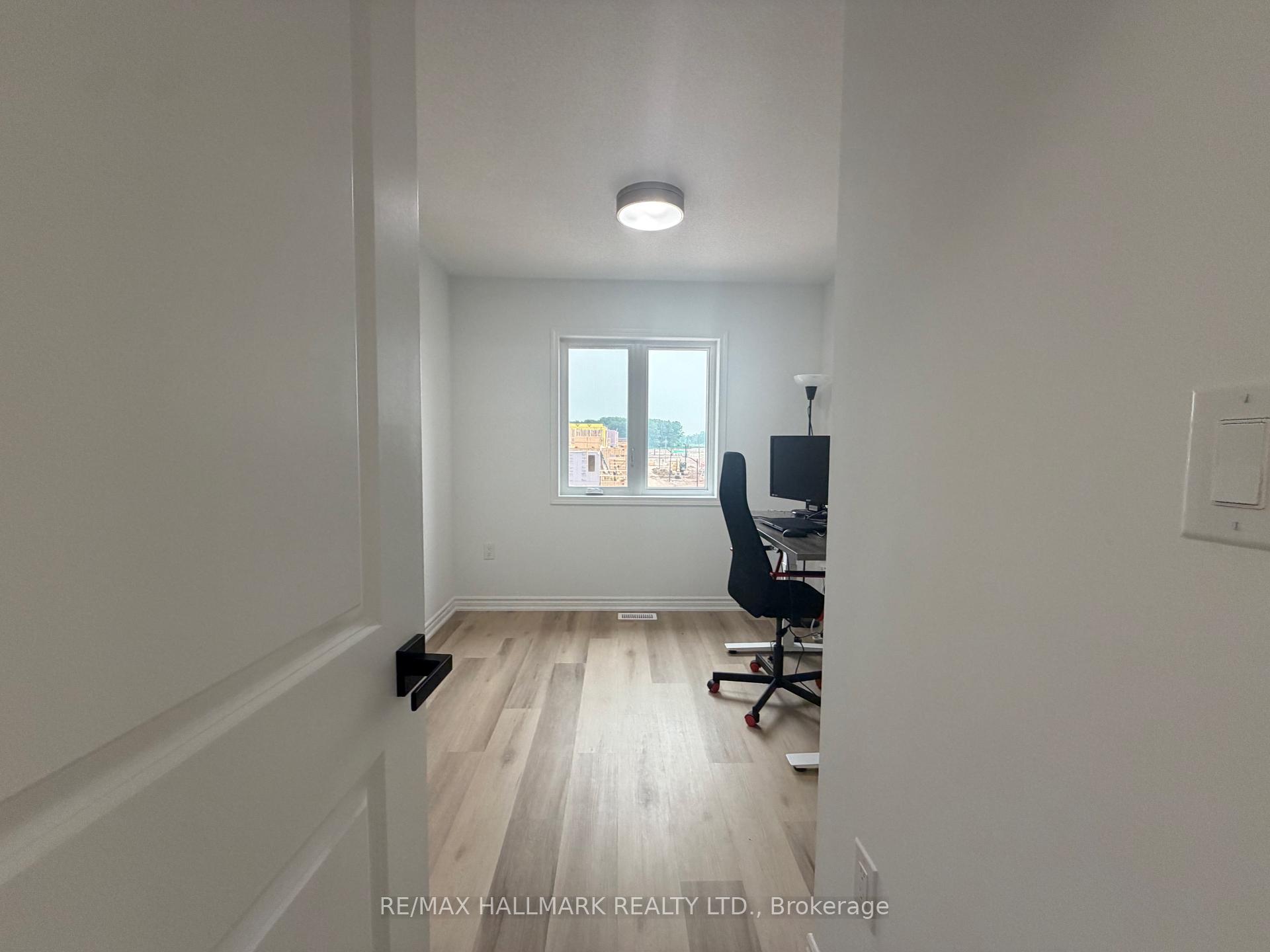 Photo 32 of 3384 Wrybill Path, Oakville, Joshua Meadows — HOMEH