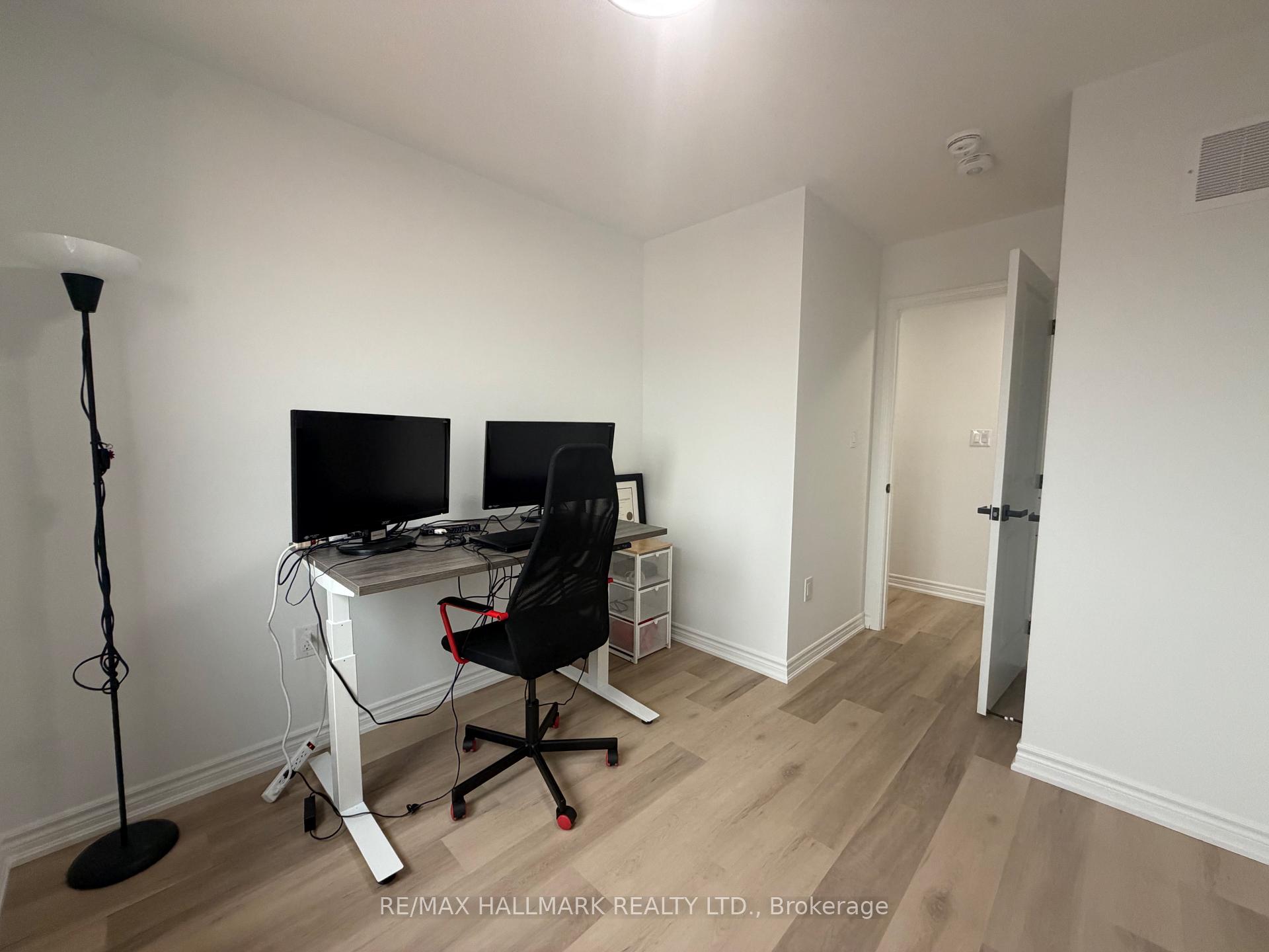 Photo 33 of 3384 Wrybill Path, Oakville, Joshua Meadows — HOMEH